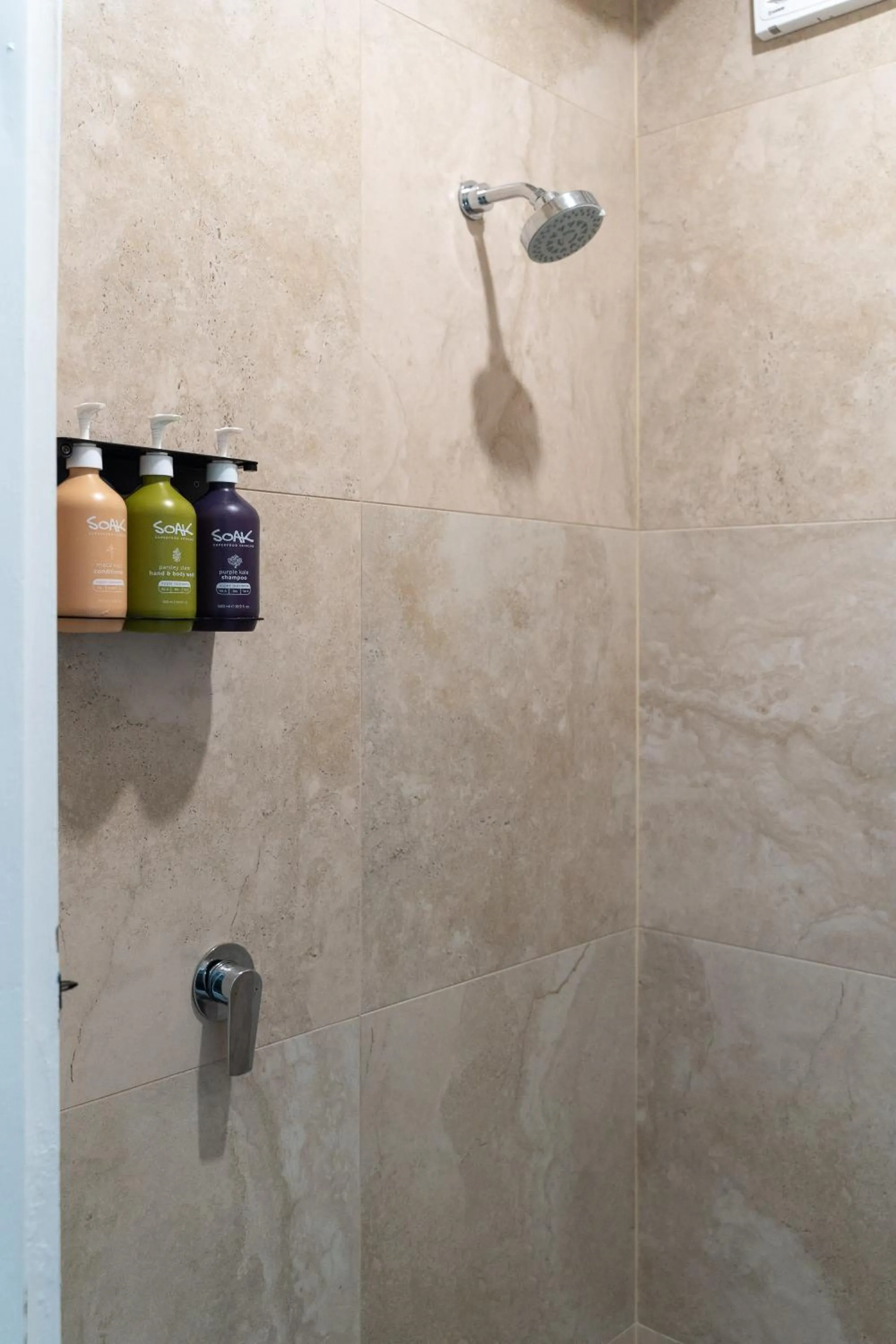 Shower in Tequila Sunrise Potts Point