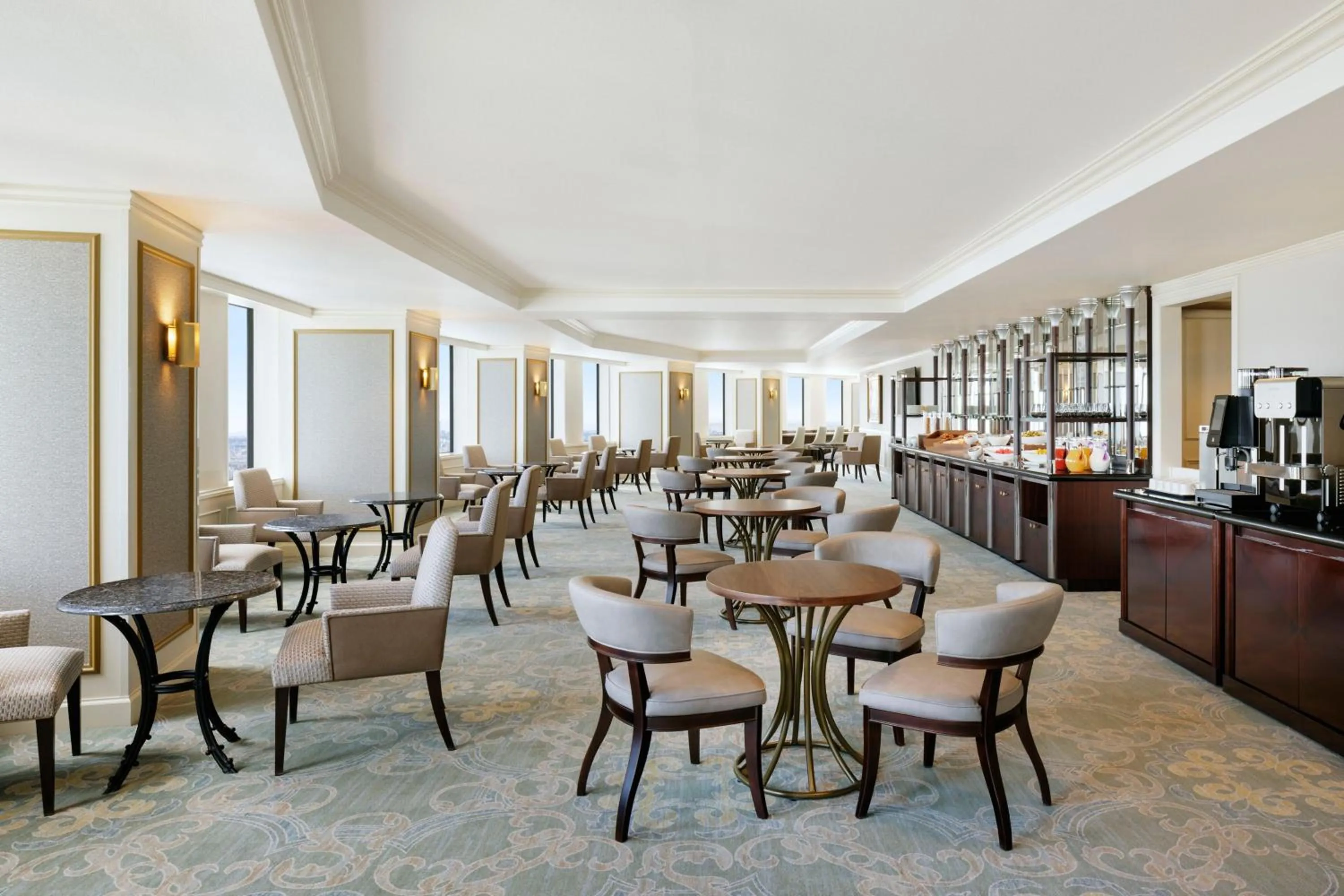 Lounge or bar in Nagoya Marriott Associa Hotel