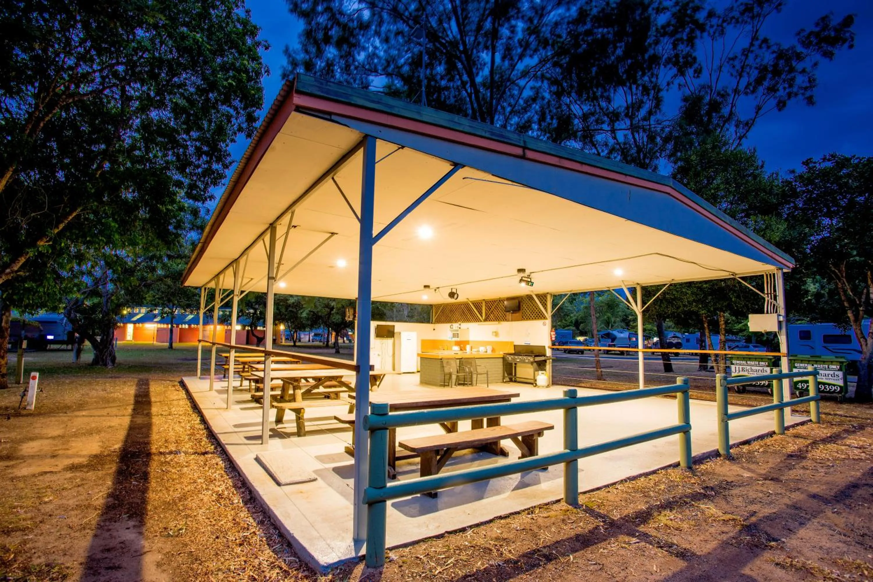 BBQ facilities in Discovery Parks - Tannum Sands