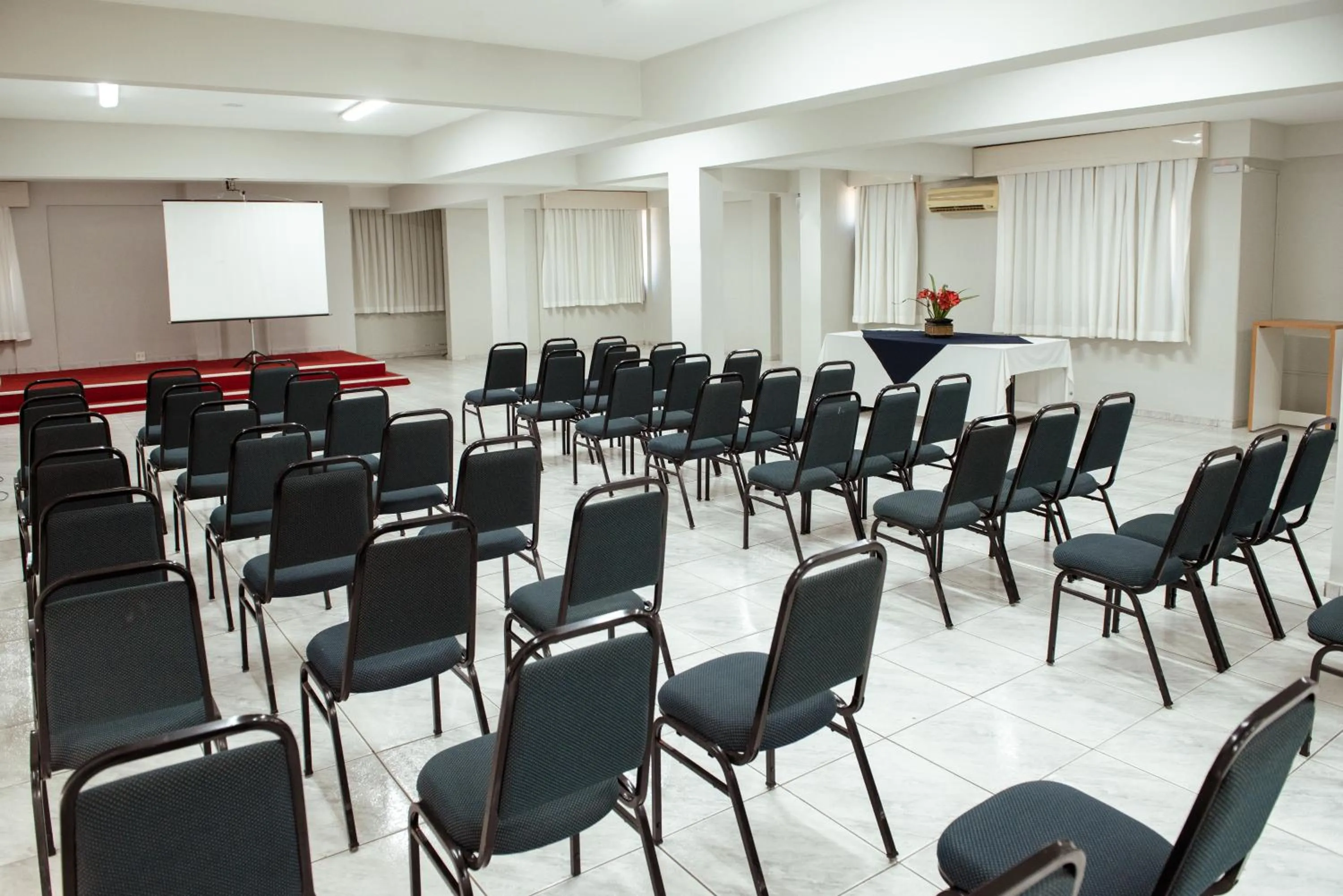 Meeting/conference room in River Palace Hotel