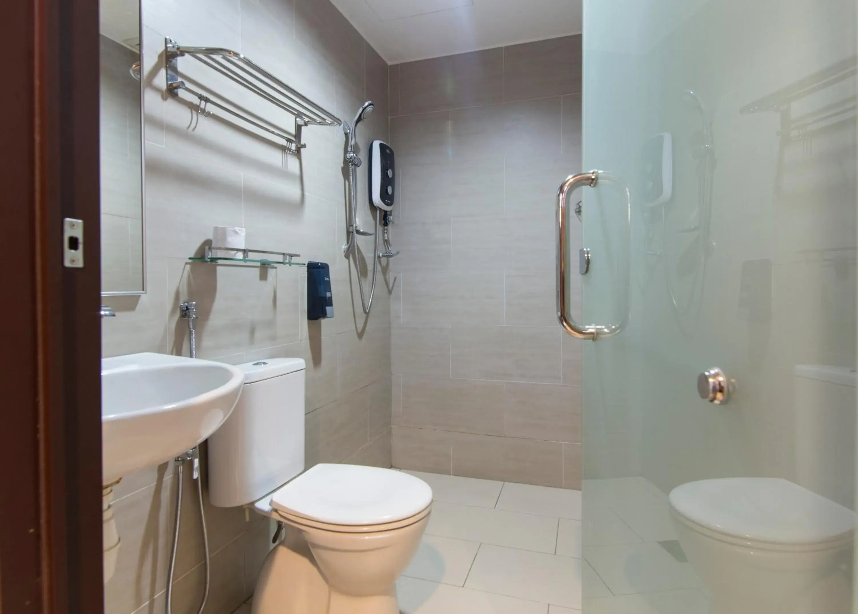 Superior Queen Room in Signature Hotel @ Puchong Setiawalk Superior Queen Room in Signature Hotel @ Puchong Setiawalk