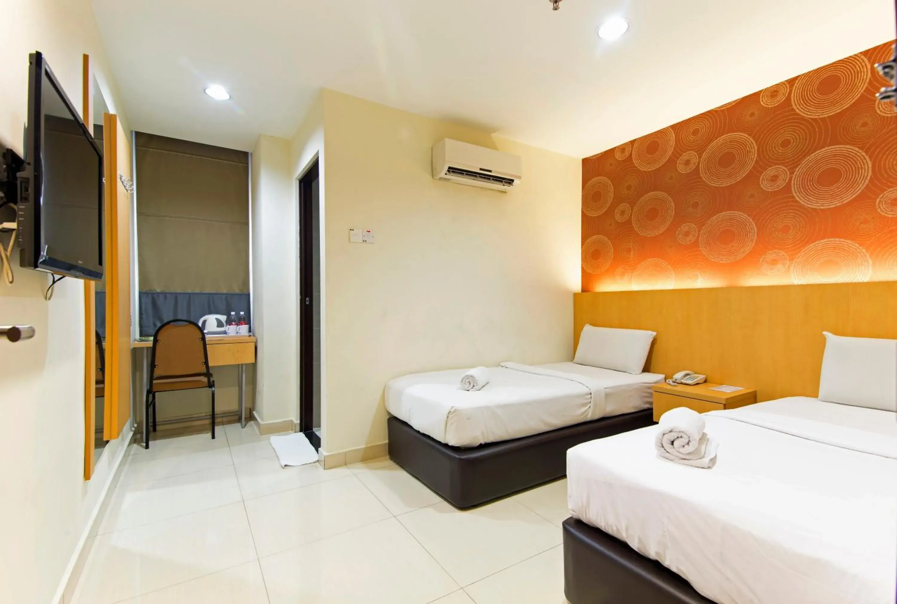 Standard Twin Room in Signature Hotel @ Puchong Setiawalk Standard Twin Room in Signature Hotel @ Puchong Setiawalk