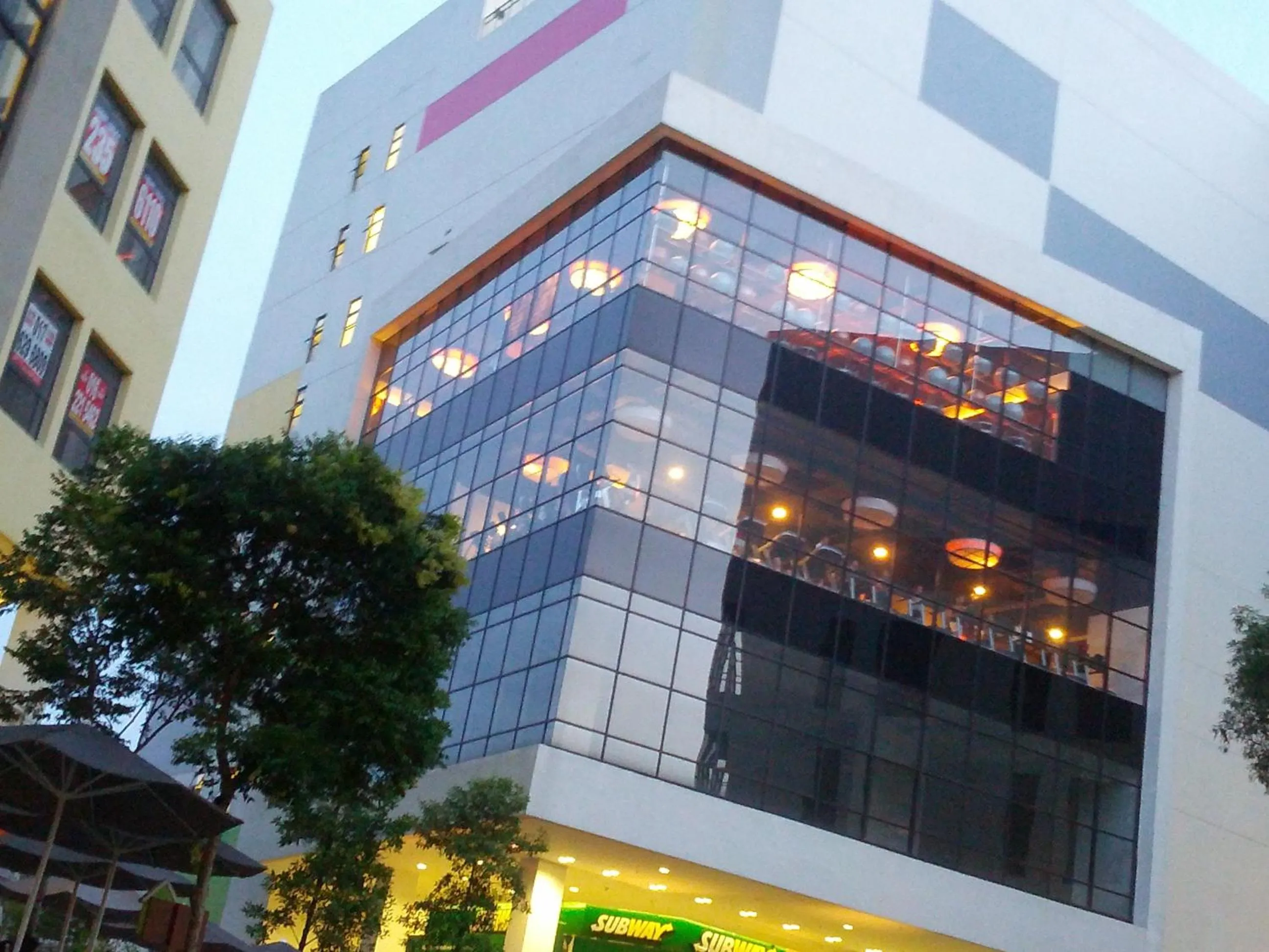 Area and facilities in Signature Hotel @ Puchong Setiawalk