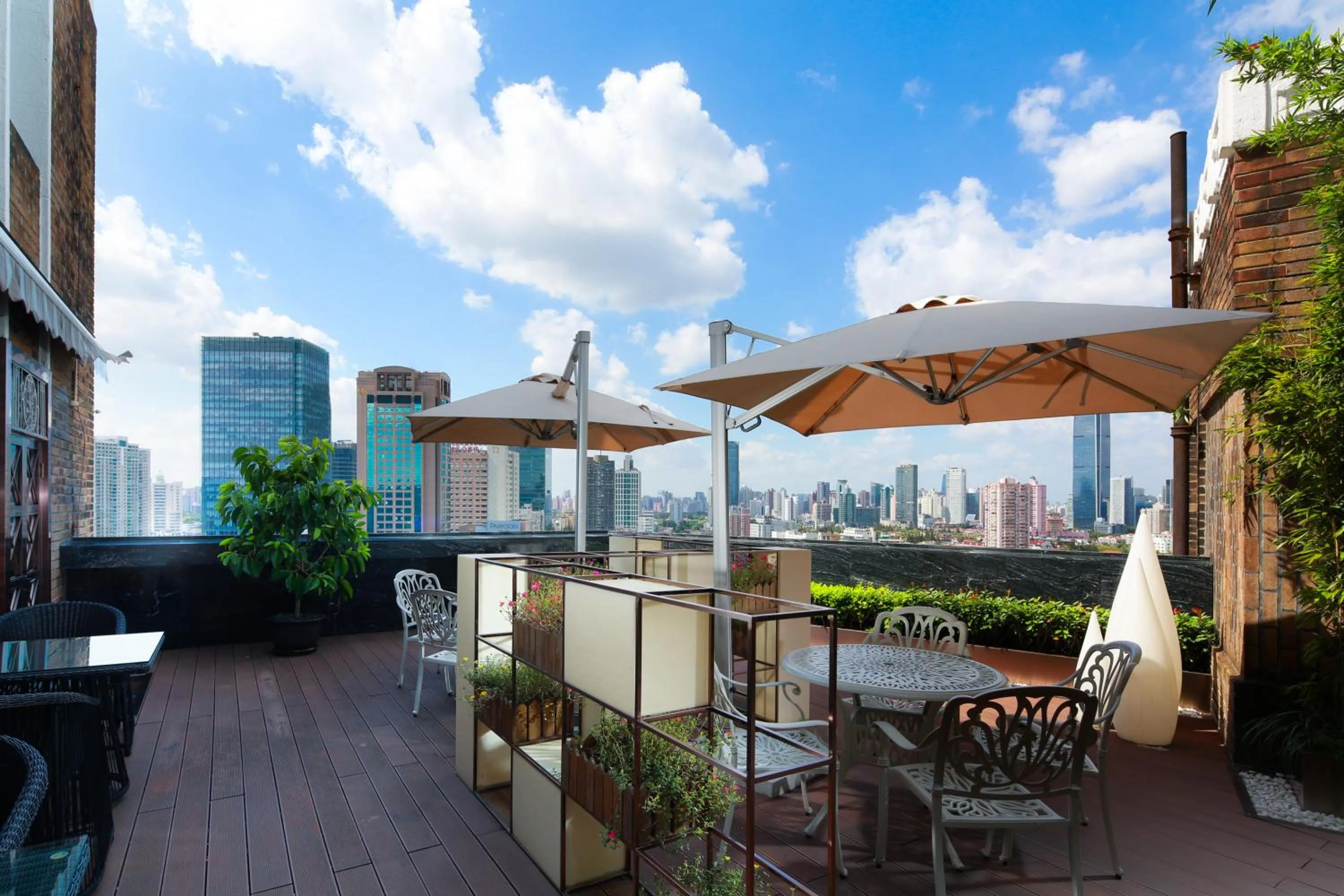 Balcony/Terrace in Jin Jiang Hotel Shanghai - historical hotel in the city-center of Huaihai shopping area and convenient access to metro lines