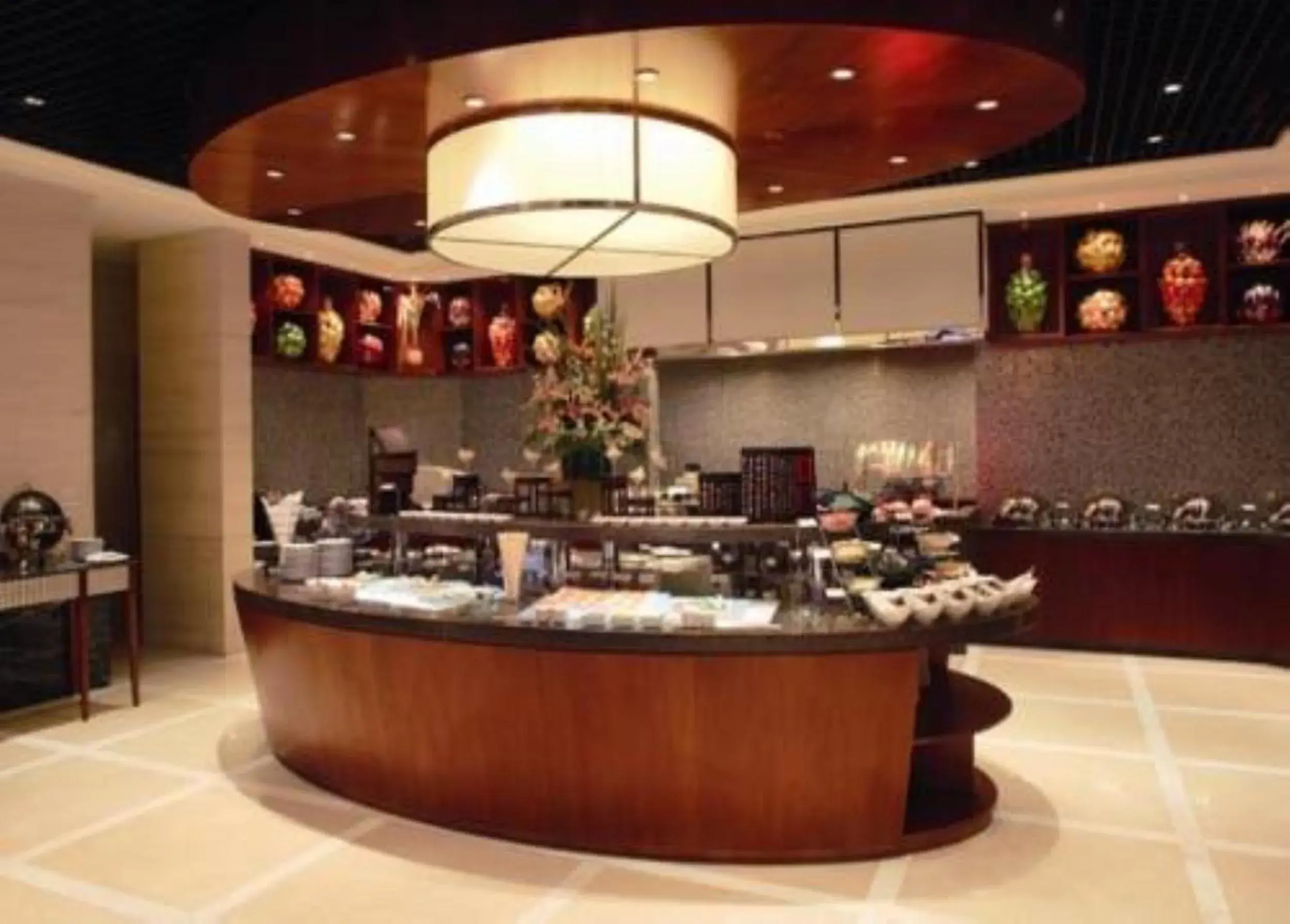 Restaurant/places to eat in Jin Jiang Hotel Shanghai - historical hotel in the city-center of Huaihai shopping area and convenient access to metro lines Restaurant/places to eat in Jin Jiang Hotel Shanghai - historical hotel in the city-center of Huaihai shopping area and convenient access to metro lines