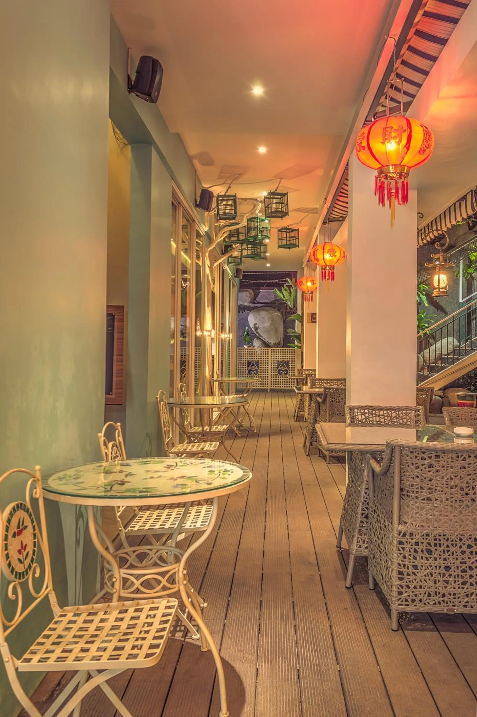 Lounge or bar in Oxville Hotel