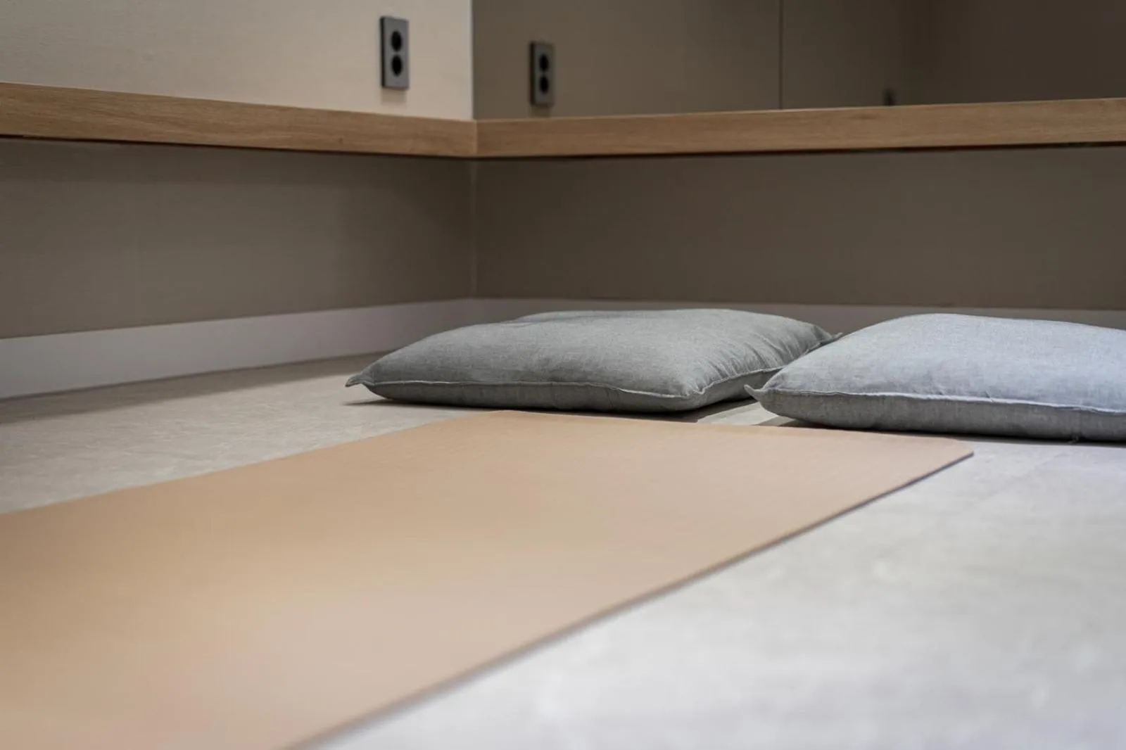 Bed in Goyo37 Hotel Osan by Aank