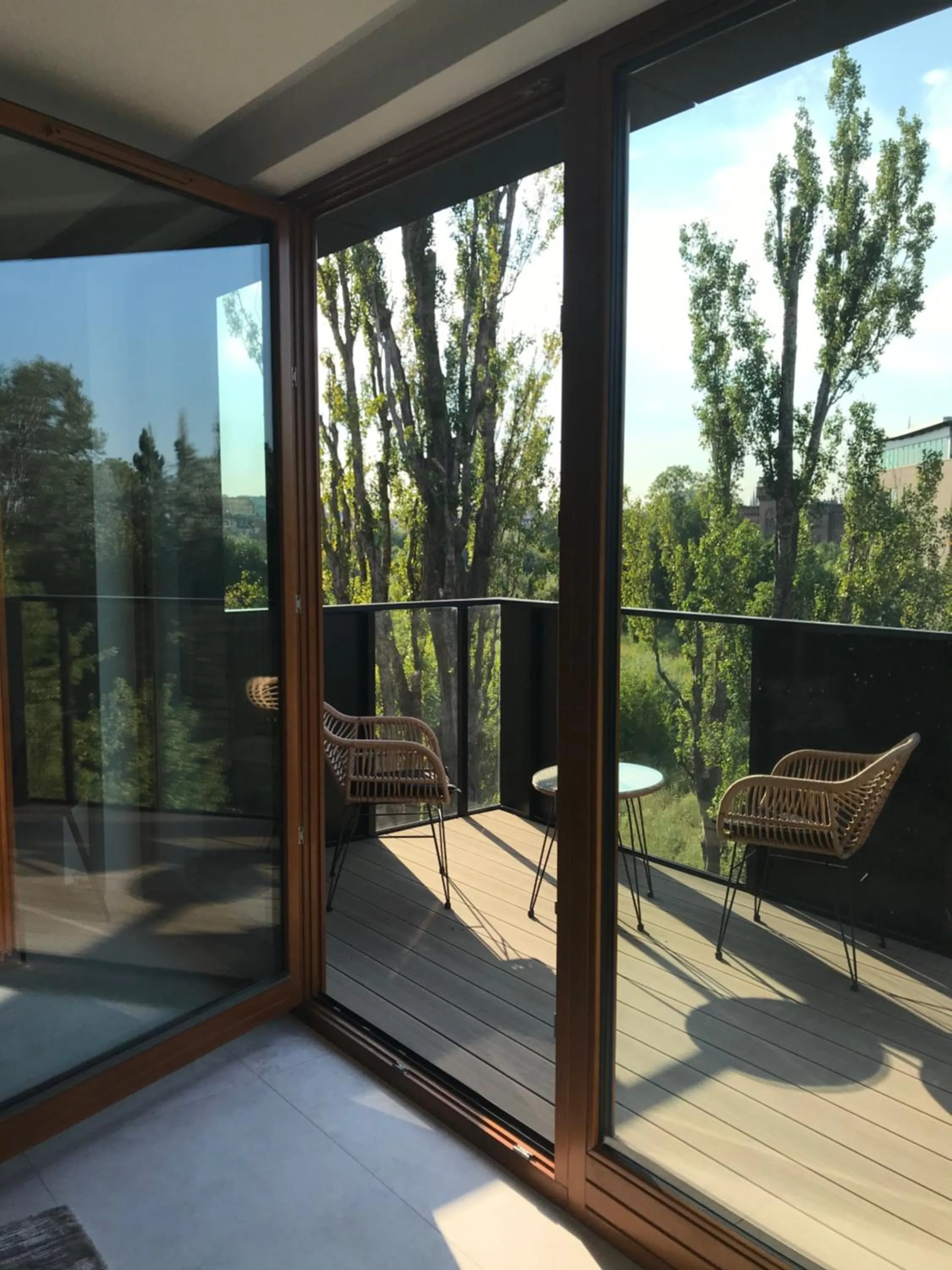 Baltic Riviera Apartments - Garden Sanctuary Retreat
