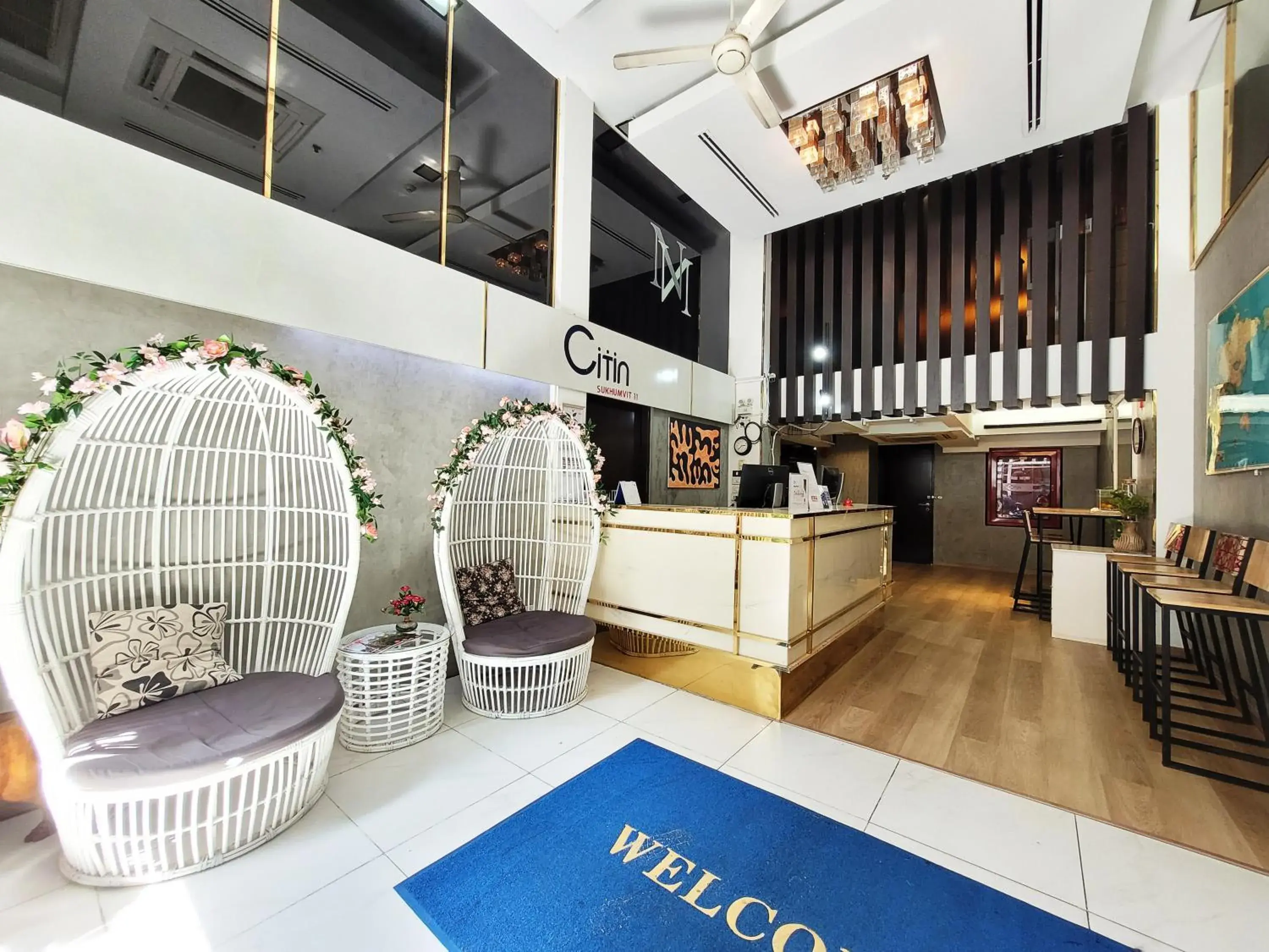 Lobby or reception in Citin Sukhumvit 11 Nana Bangkok by Compass Hospitality Lobby or reception in Citin Sukhumvit 11 Nana Bangkok by Compass Hospitality