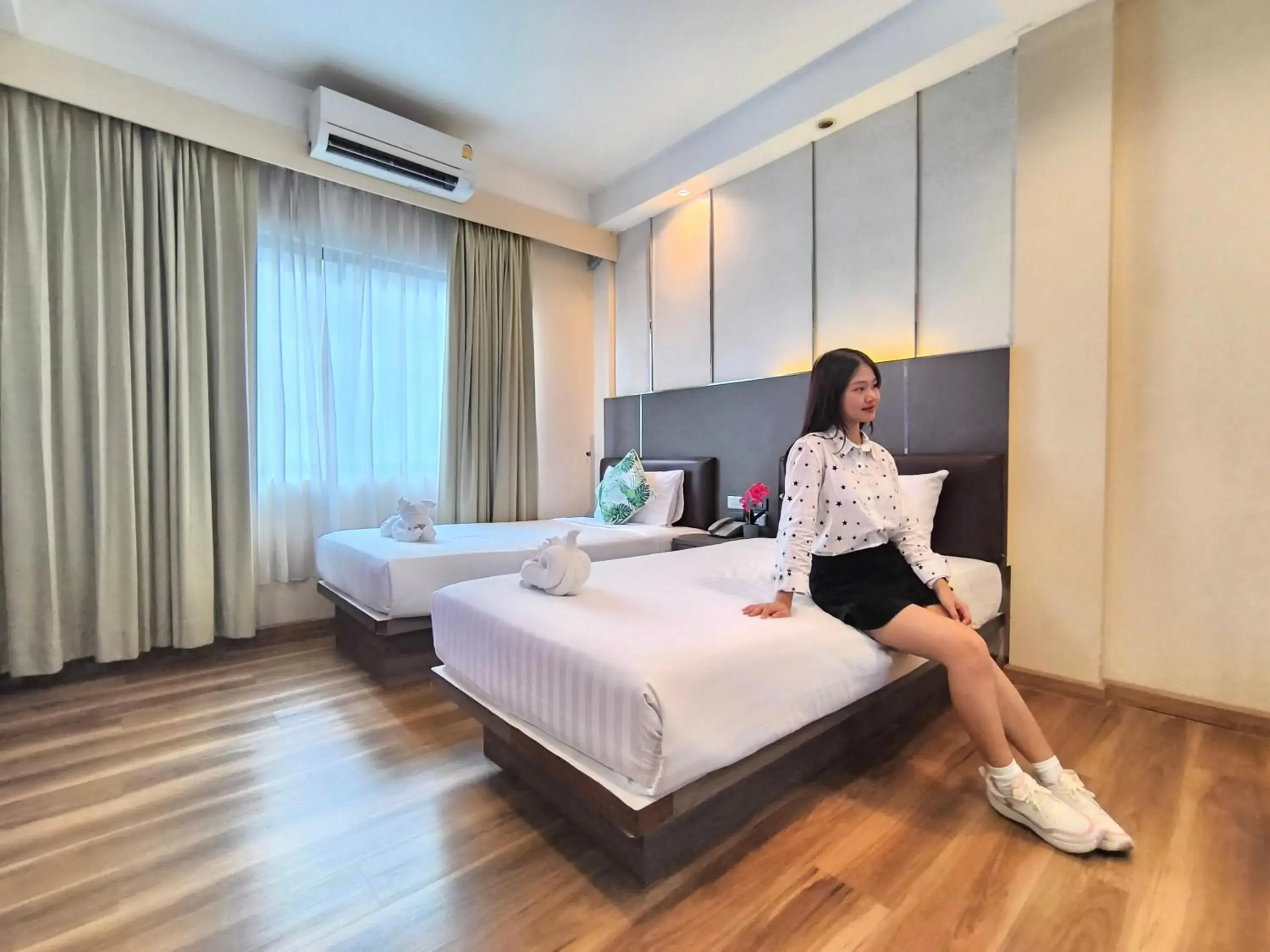 Family Room in Citin Sukhumvit 11 Nana Bangkok by Compass Hospitality Family Room in Citin Sukhumvit 11 Nana Bangkok by Compass Hospitality