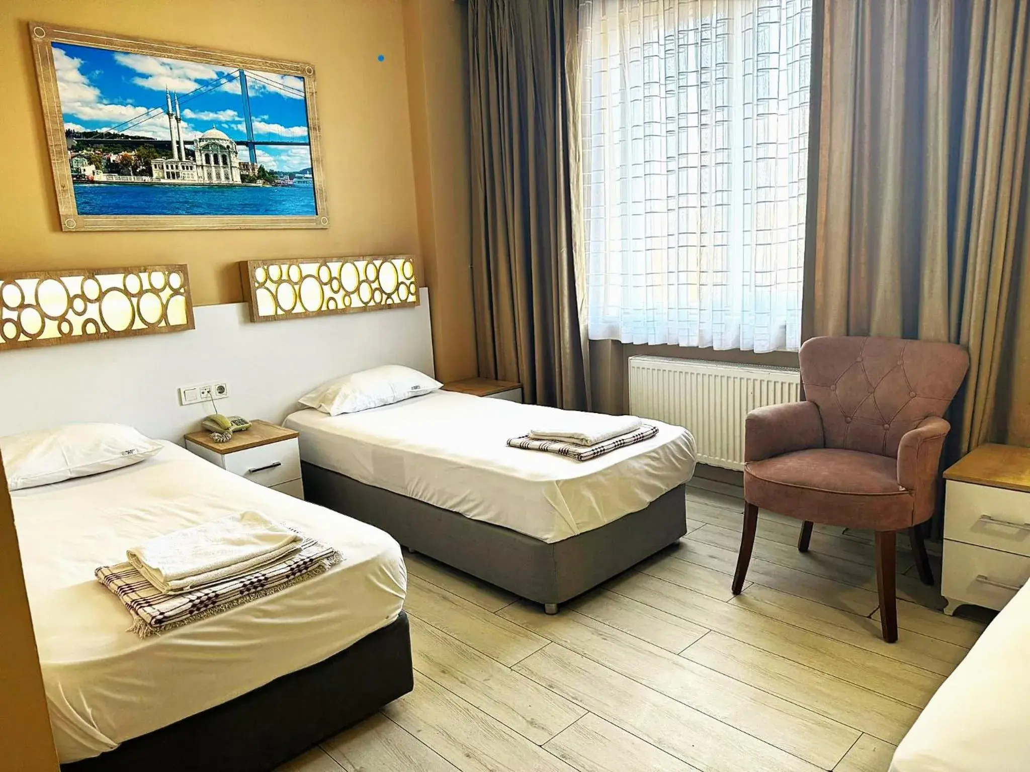 Photo of the whole room, Bed in GRAND VATAN HOTEL Photo of the whole room, Bed in GRAND VATAN HOTEL