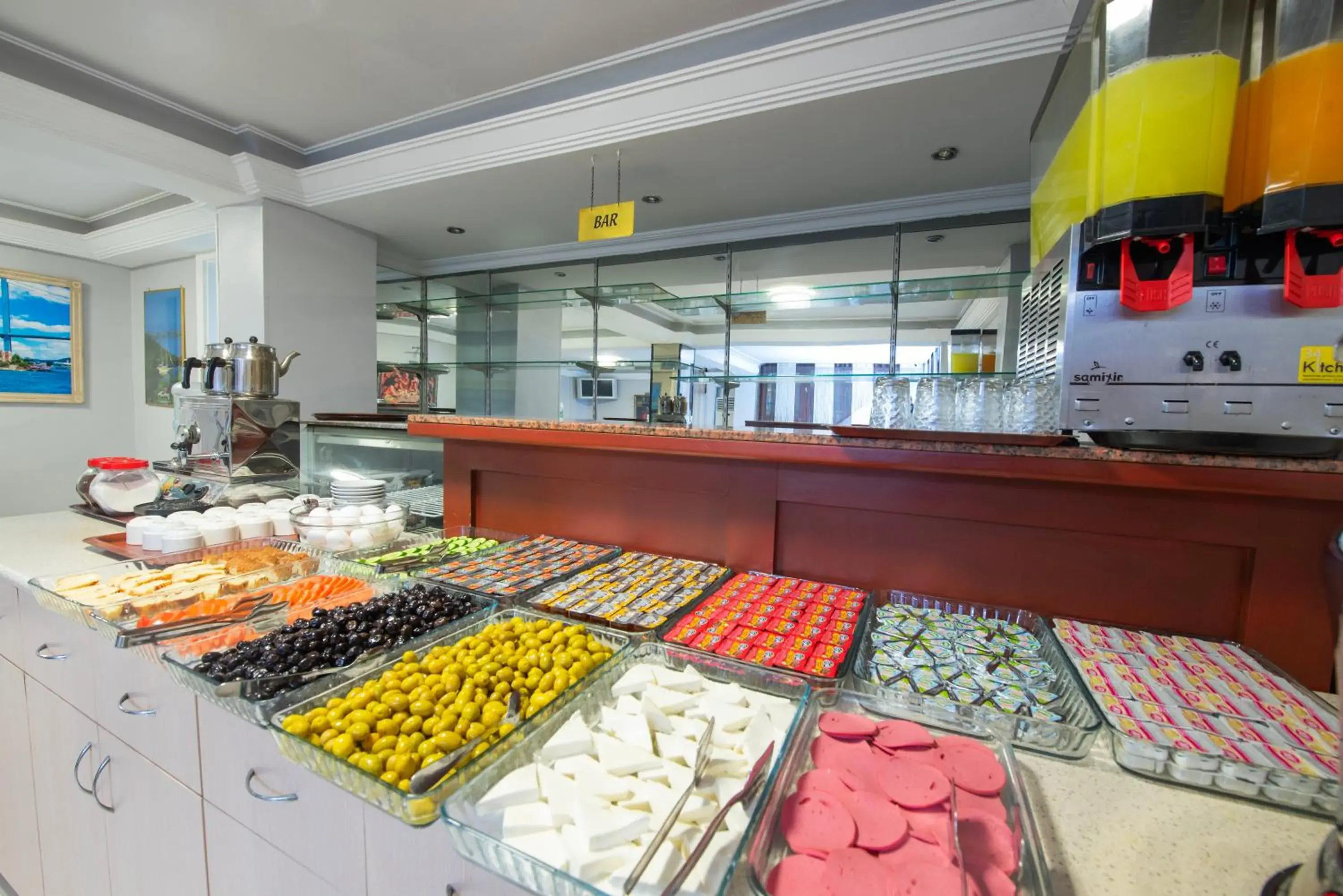 Breakfast in GRAND VATAN HOTEL Breakfast in GRAND VATAN HOTEL