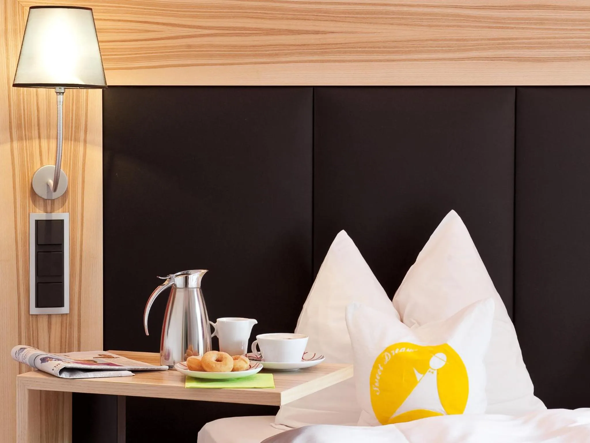 Photo of the whole room, Bed in Avenon Privat-Hotel Am Steinberg