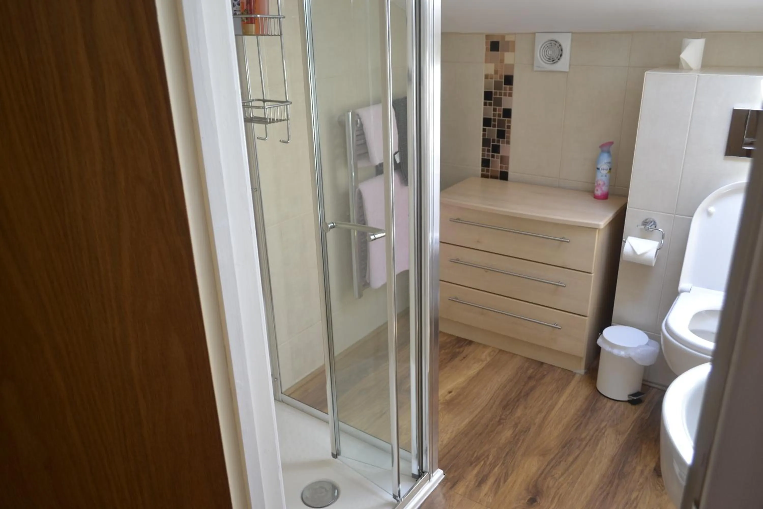 Bedroom in The Lawns Tea Room and B&B