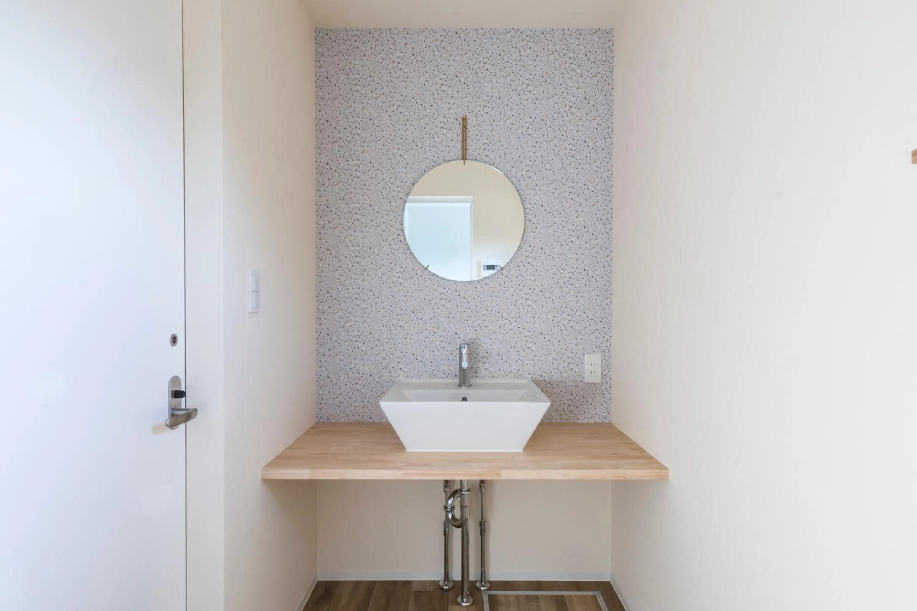 Bathroom in BATONWORKS Naoshima