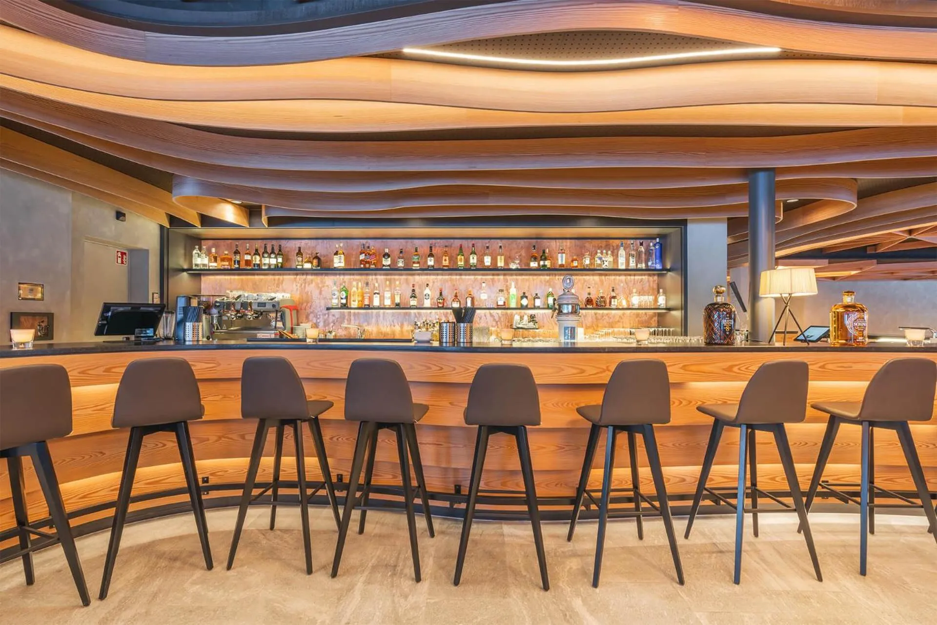 Lounge or bar in Hotel Laudinella