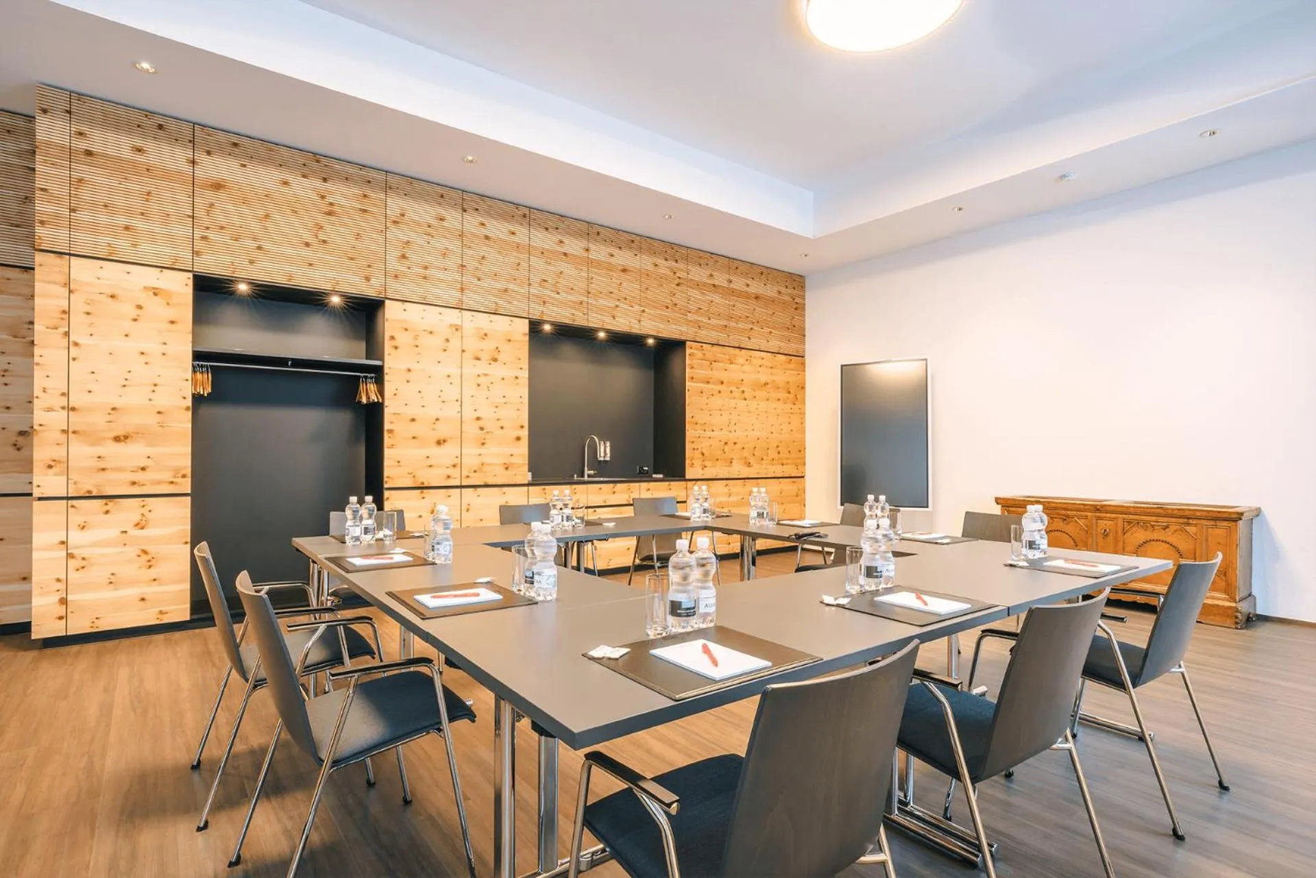 Meeting/conference room in Hotel Laudinella