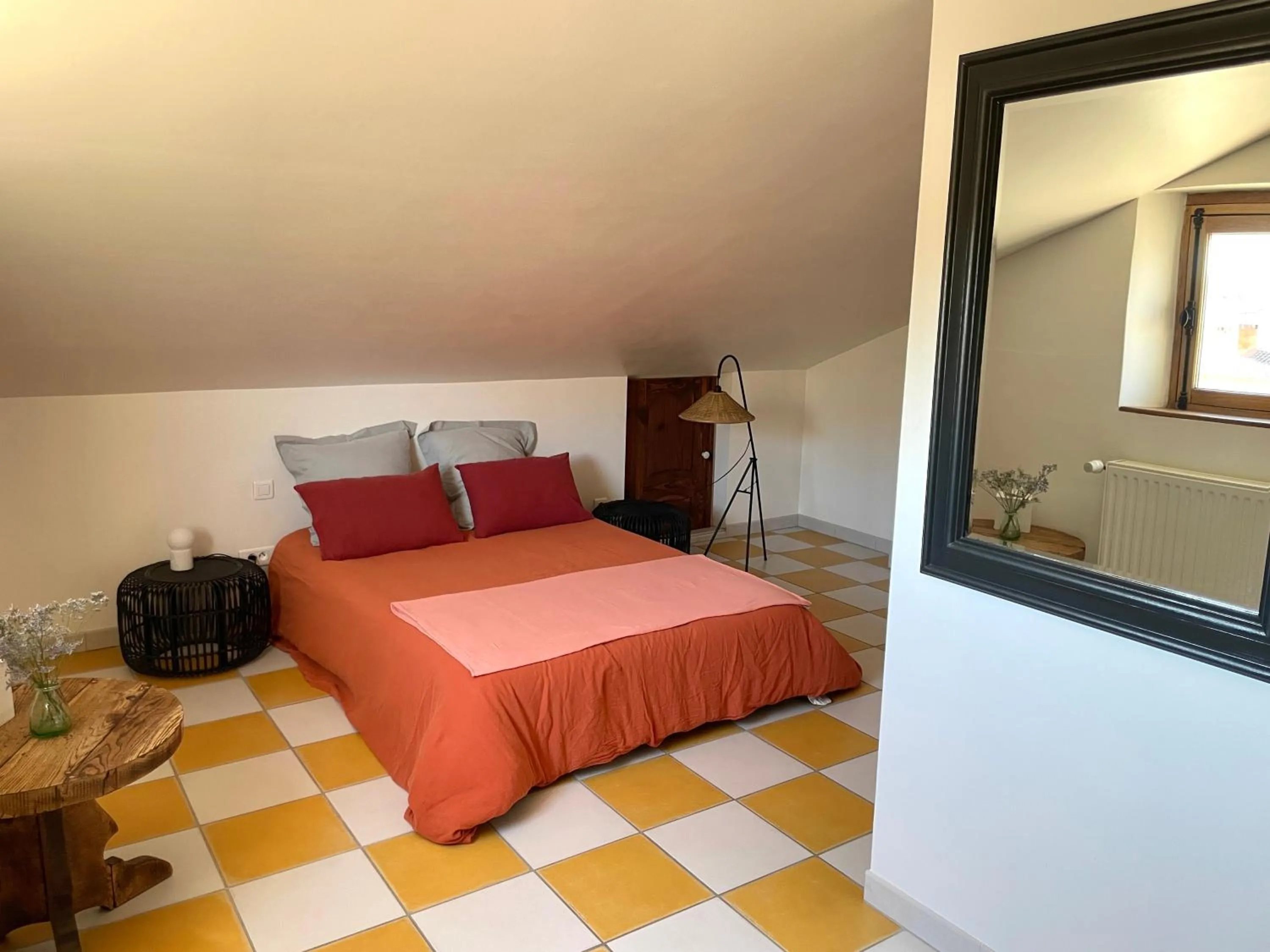Bed in Le Patio d'Arles