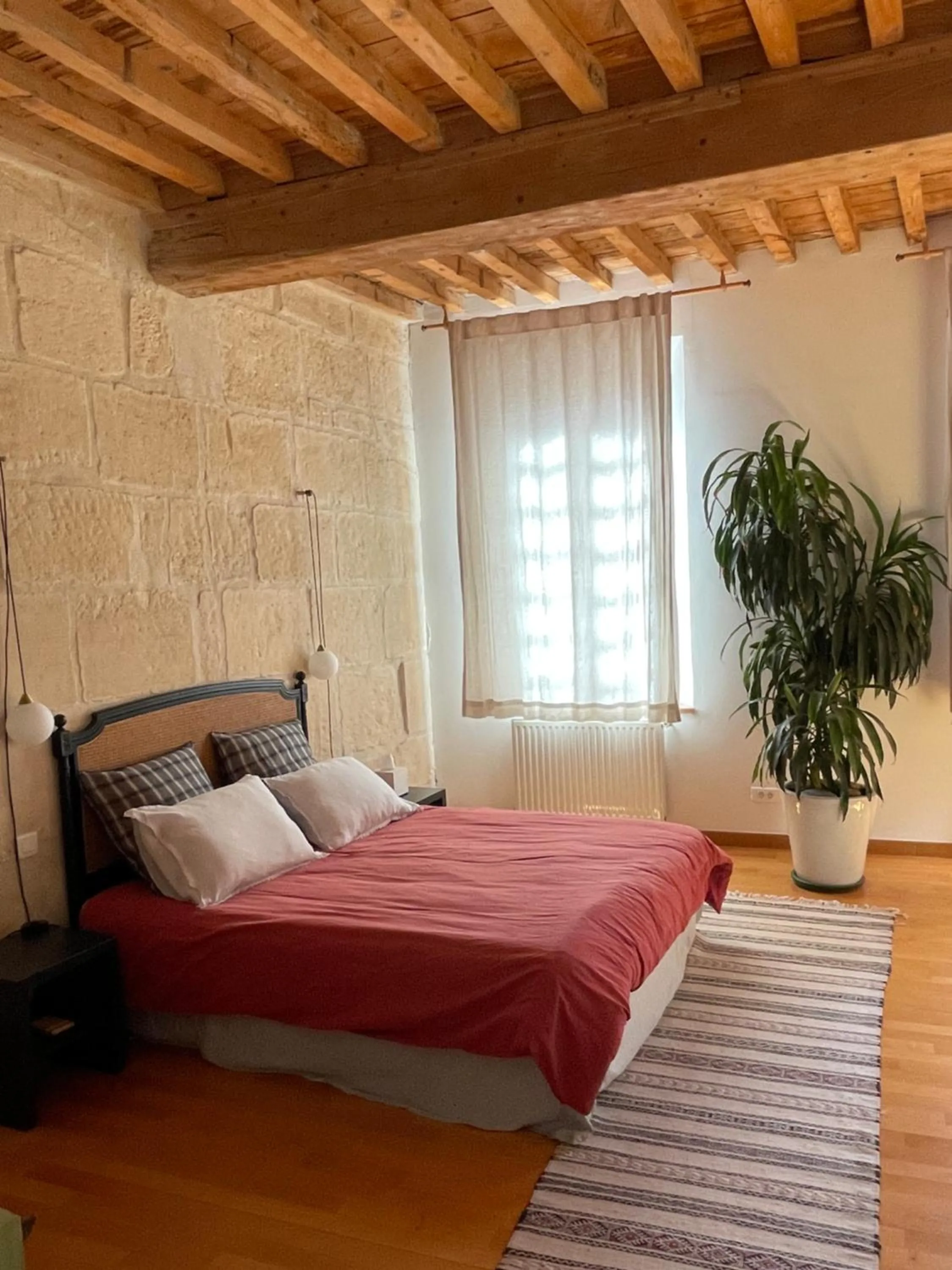 Bed in Le Patio d'Arles
