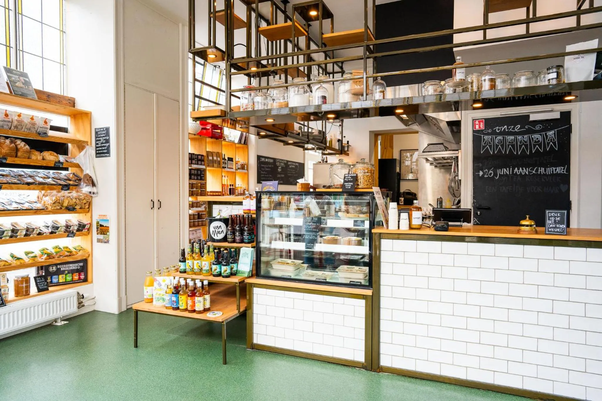 Restaurant/places to eat in Boetiekhotel Villa Wanrooy