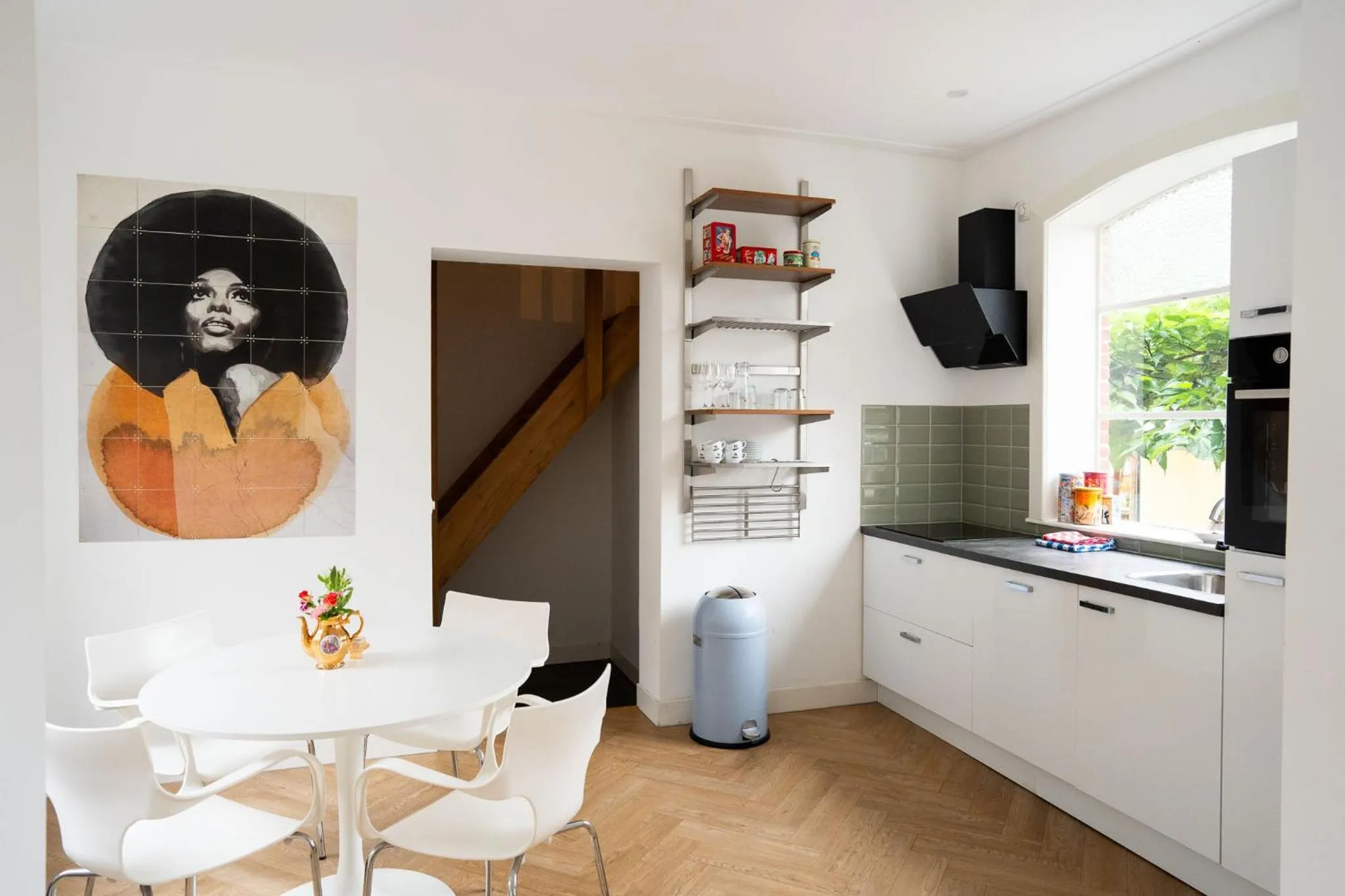 Kitchen or kitchenette in Boetiekhotel Villa Wanrooy