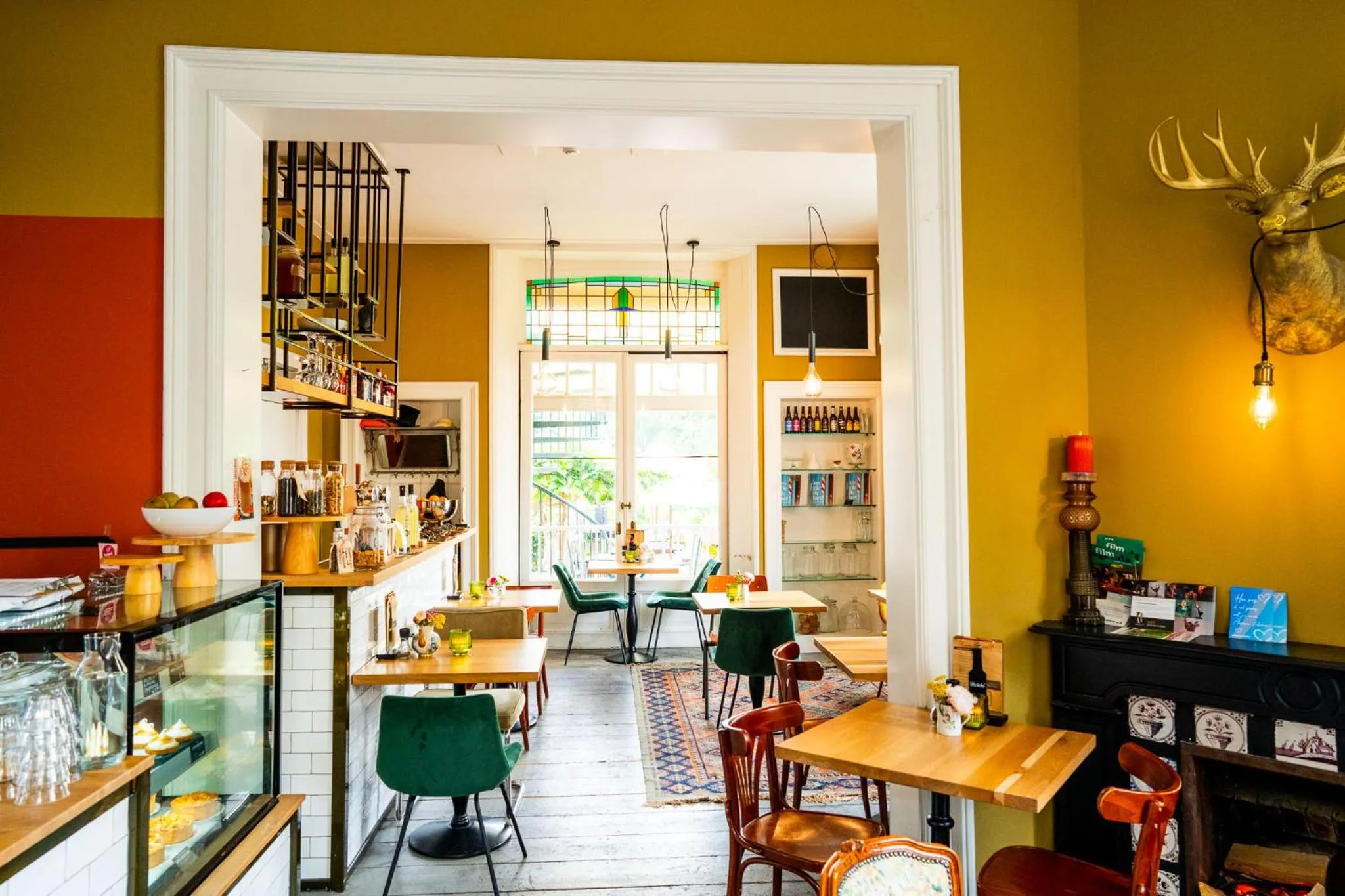 Restaurant/places to eat in Boetiekhotel Villa Wanrooy