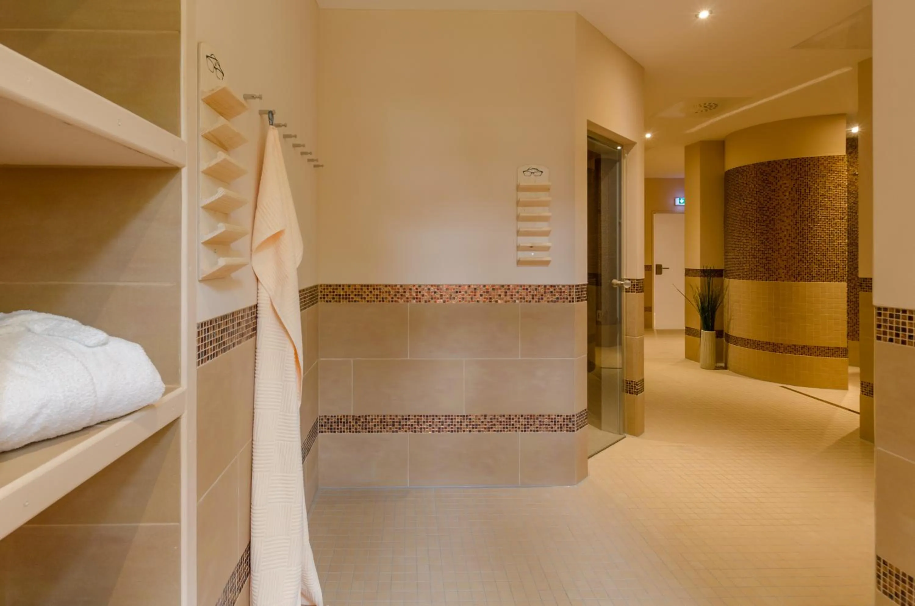 Activities, Bed in Seeschloss Schorssow