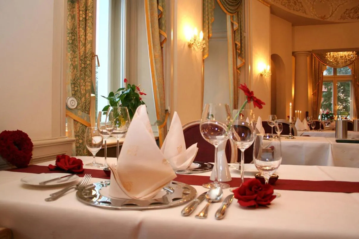 Restaurant/places to eat in Seeschloss Schorssow