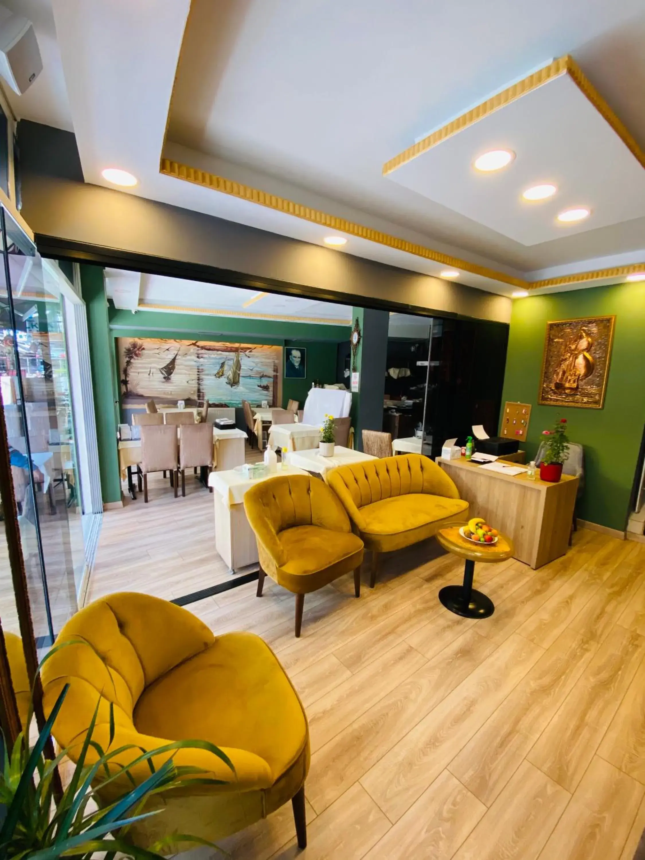 Lobby or reception in Golden Sail Hotel Old City Lobby or reception in Golden Sail Hotel Old City