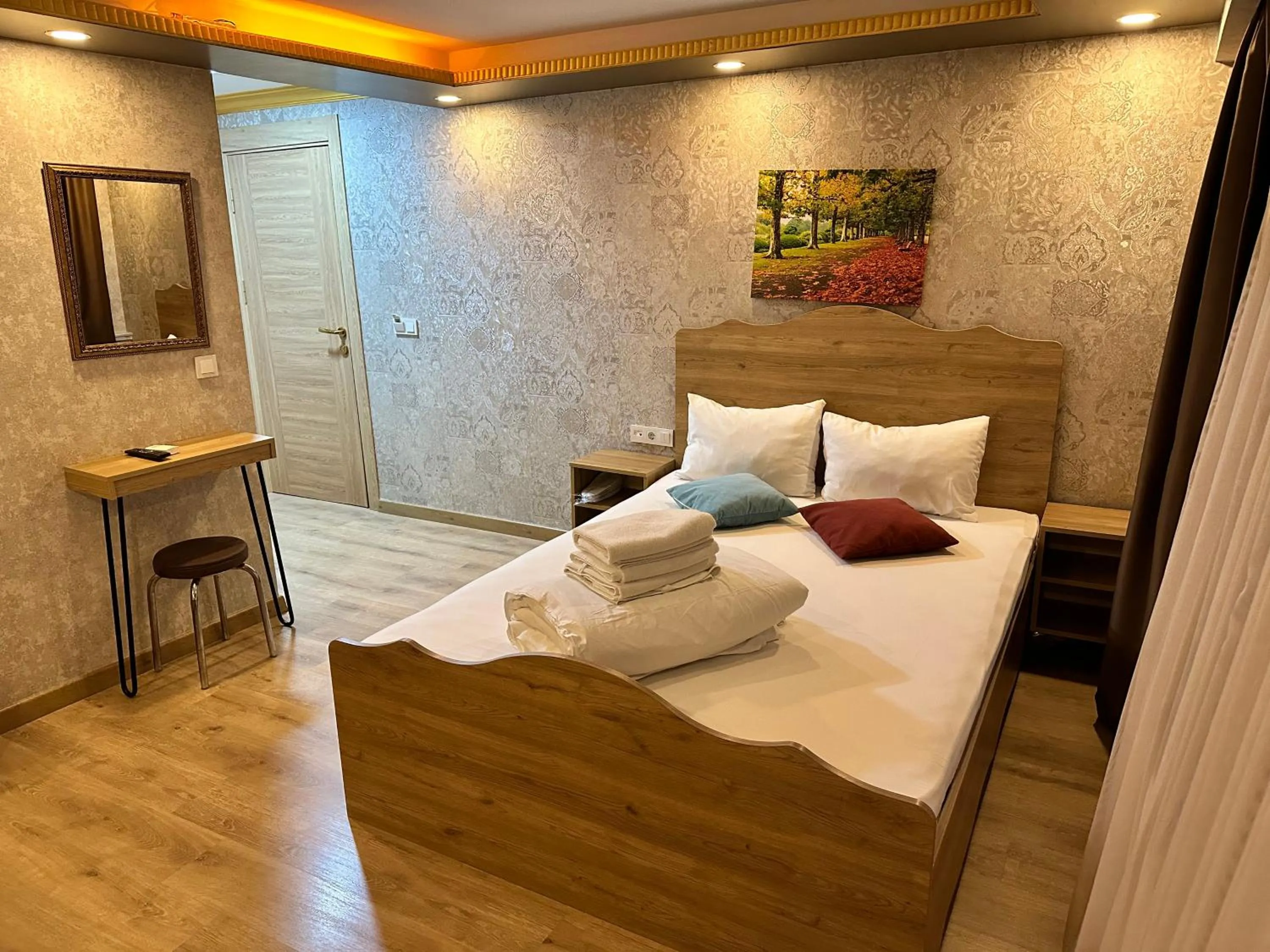 Photo of the whole room, Bed in Golden Sail Hotel Old City