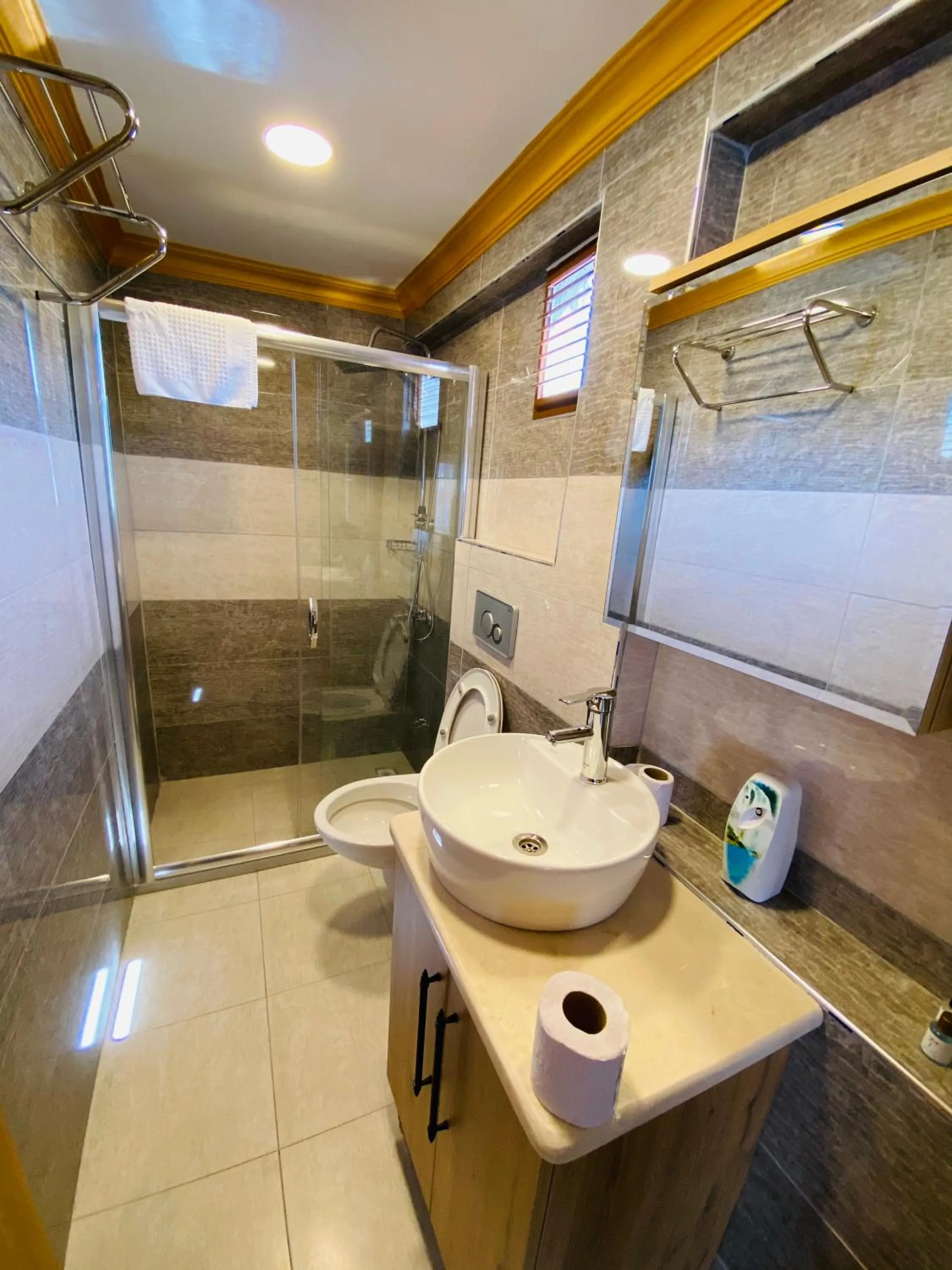 Bathroom in Golden Sail Hotel Old City