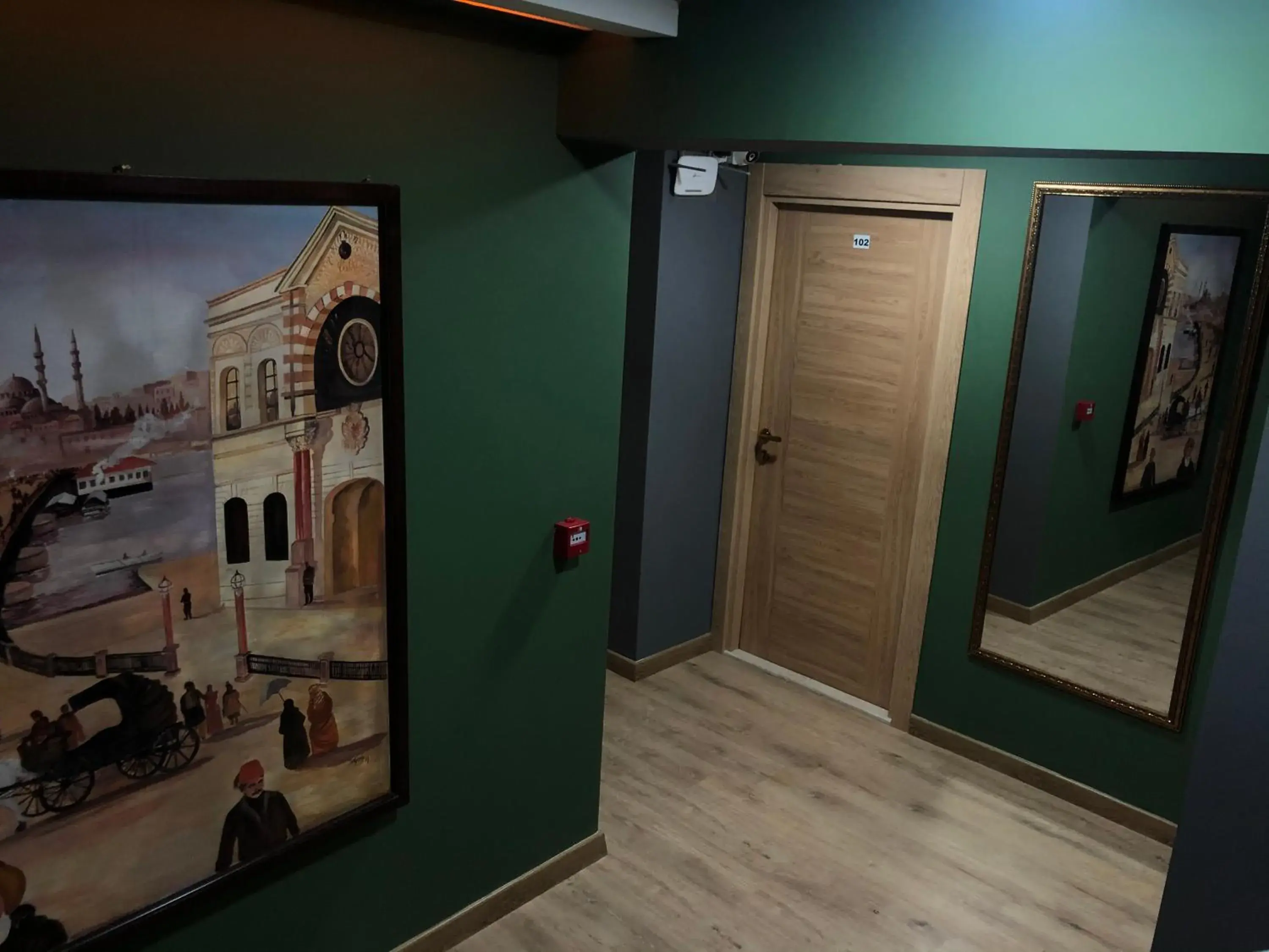 Property building in Golden Sail Hotel Old City Property building in Golden Sail Hotel Old City