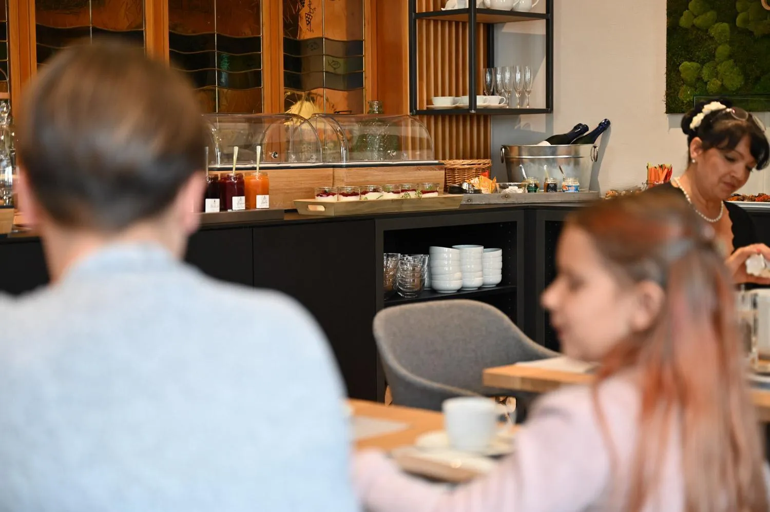 Restaurant/places to eat in Land-gut Hotel zum Löwen Garni