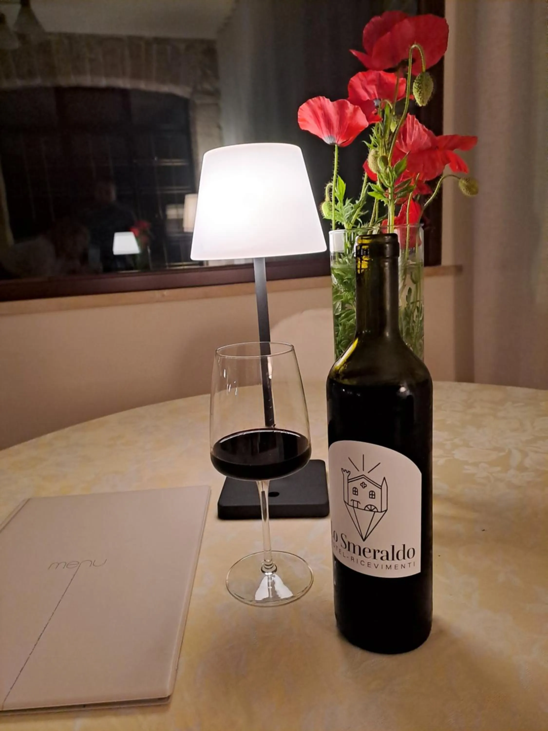 Restaurant/places to eat in Hotel Lo Smeraldo