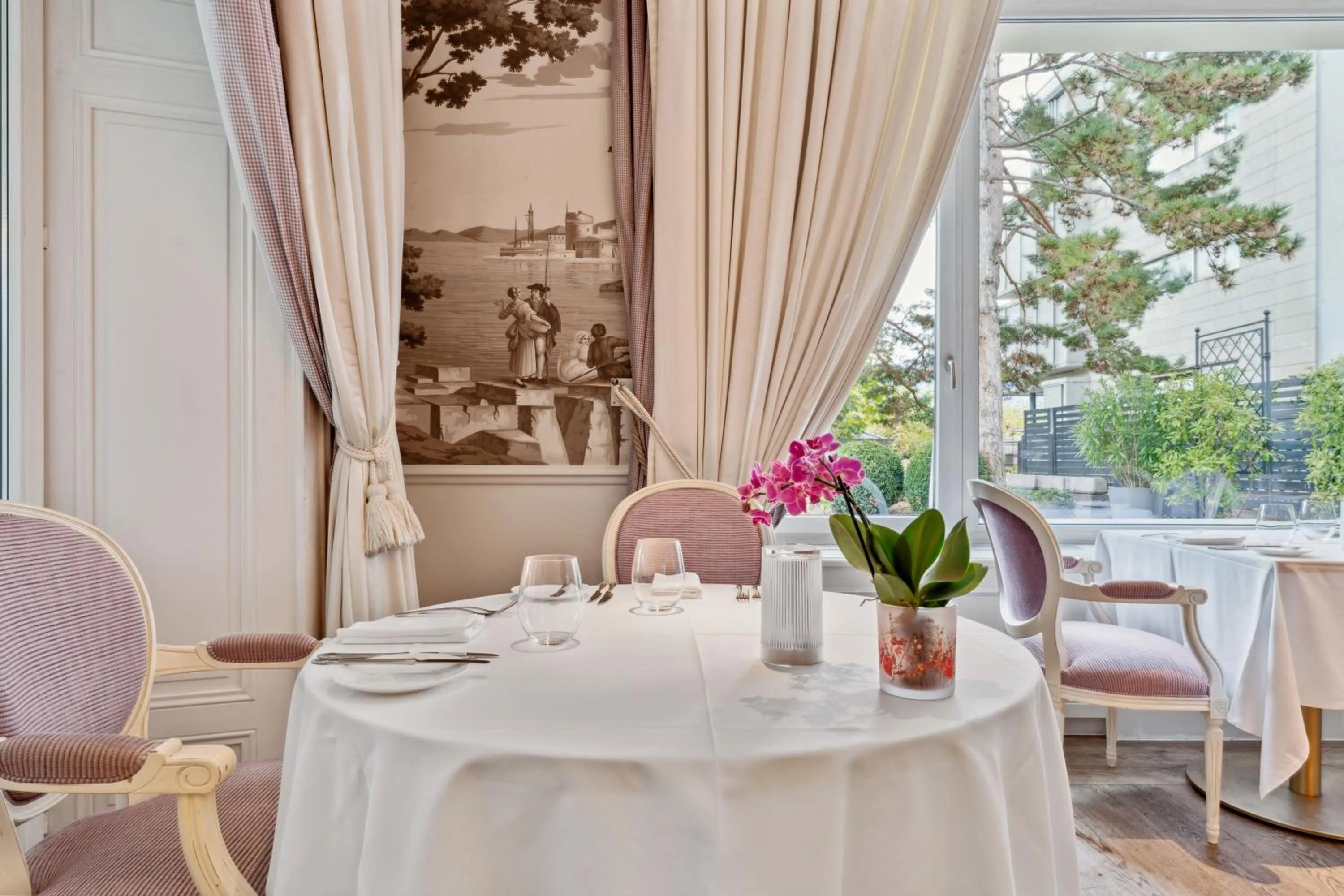 Restaurant/places to eat in Grand Hotel du Lac - Relais & Châteaux