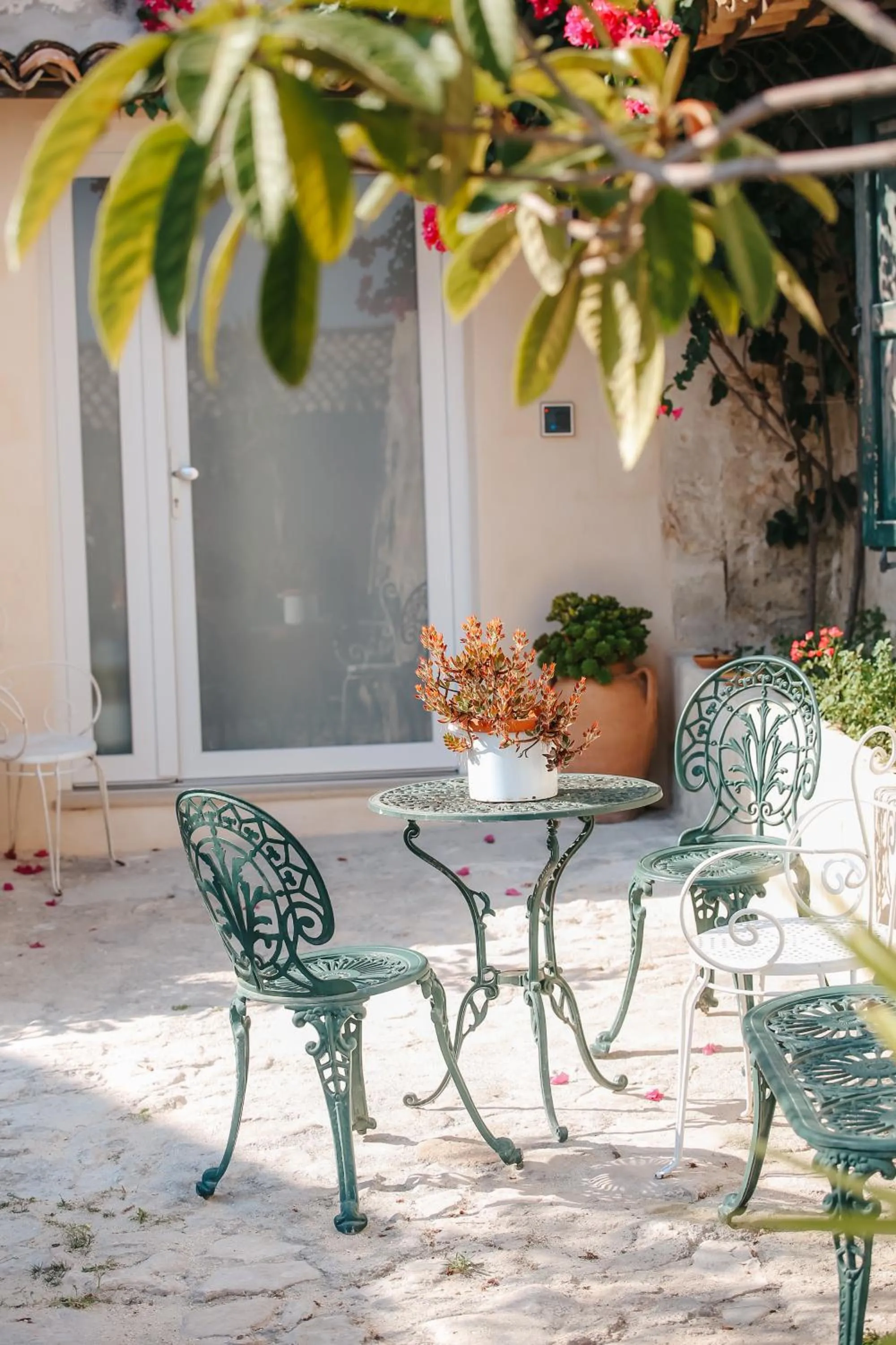 Patio in ççç Isabel Luxury Suite ççç