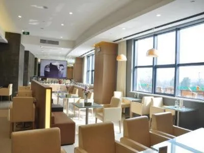 Jinjiang Inn Select Xuzhou High-speed Railway Huaihai Huanqiugang Branch