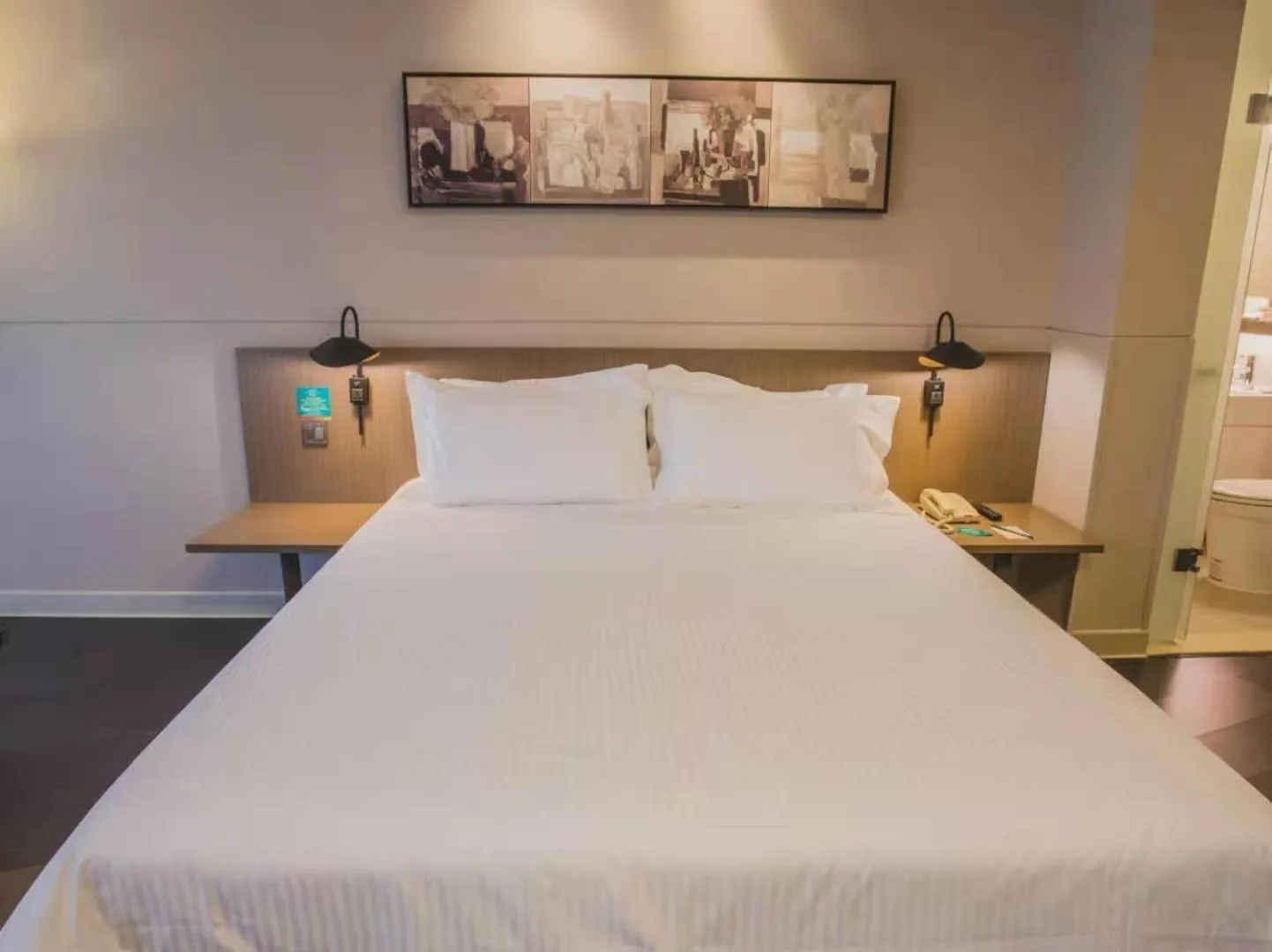 Bed in Jinjiang Inn Select Linyi City Government Tianjin Road Branch
