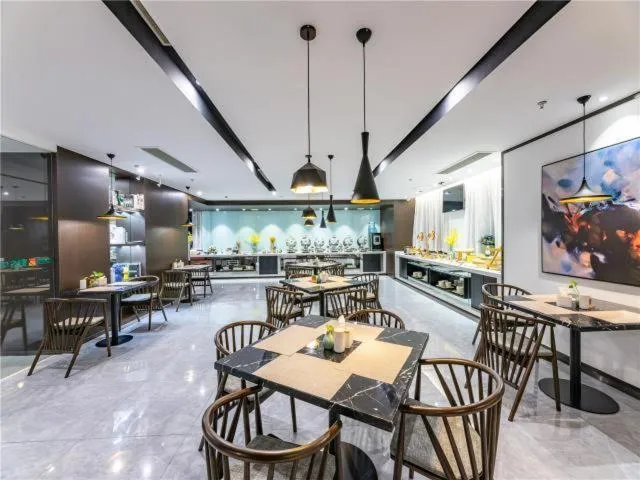 JinJiang InnSelect Suzhou Shengze Shunhuxilu Hotel