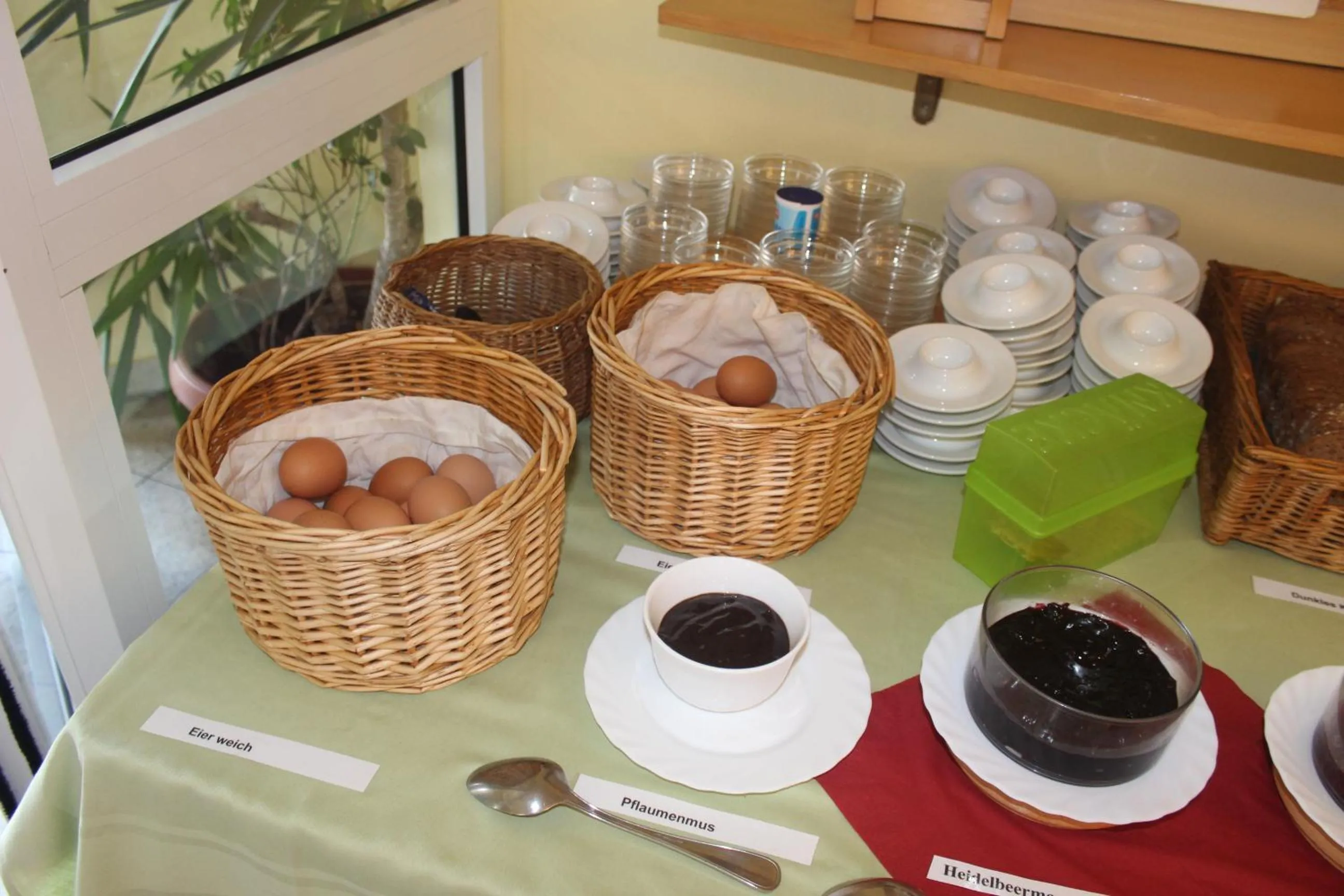 Buffet breakfast in Hotel Riedel