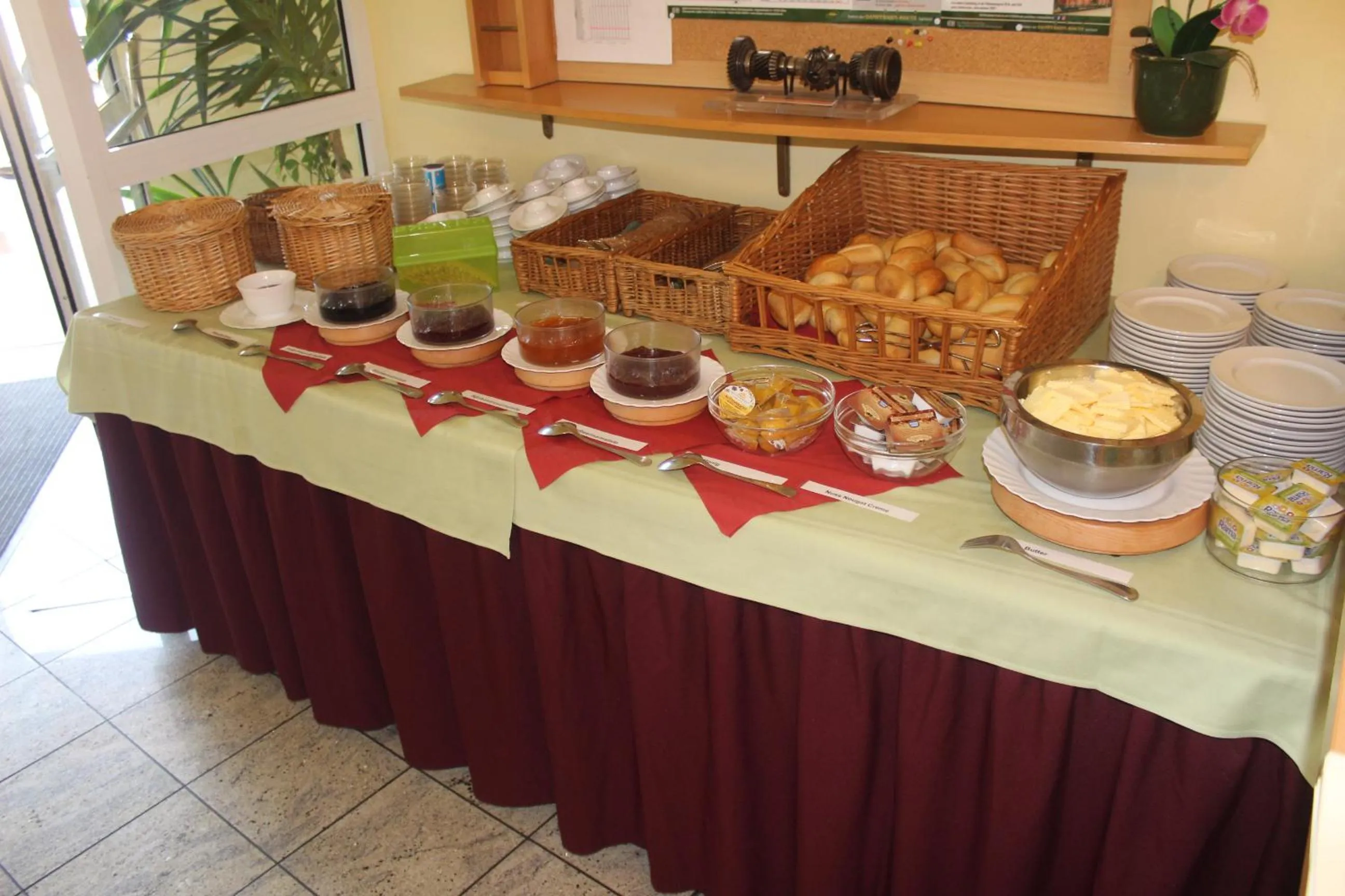 Buffet breakfast in Hotel Riedel