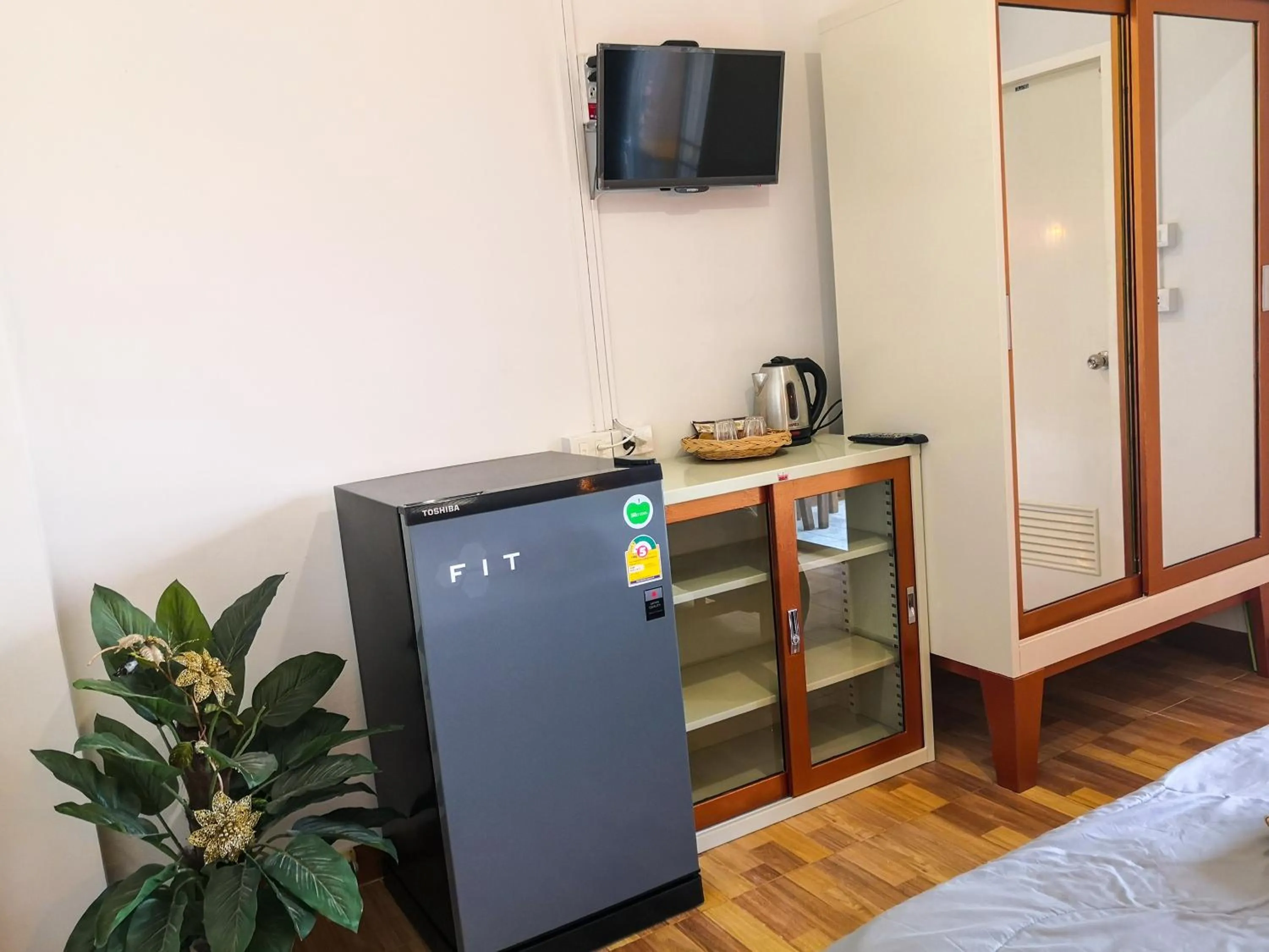 Bedroom, Bed in Pranot Apartment & Spa