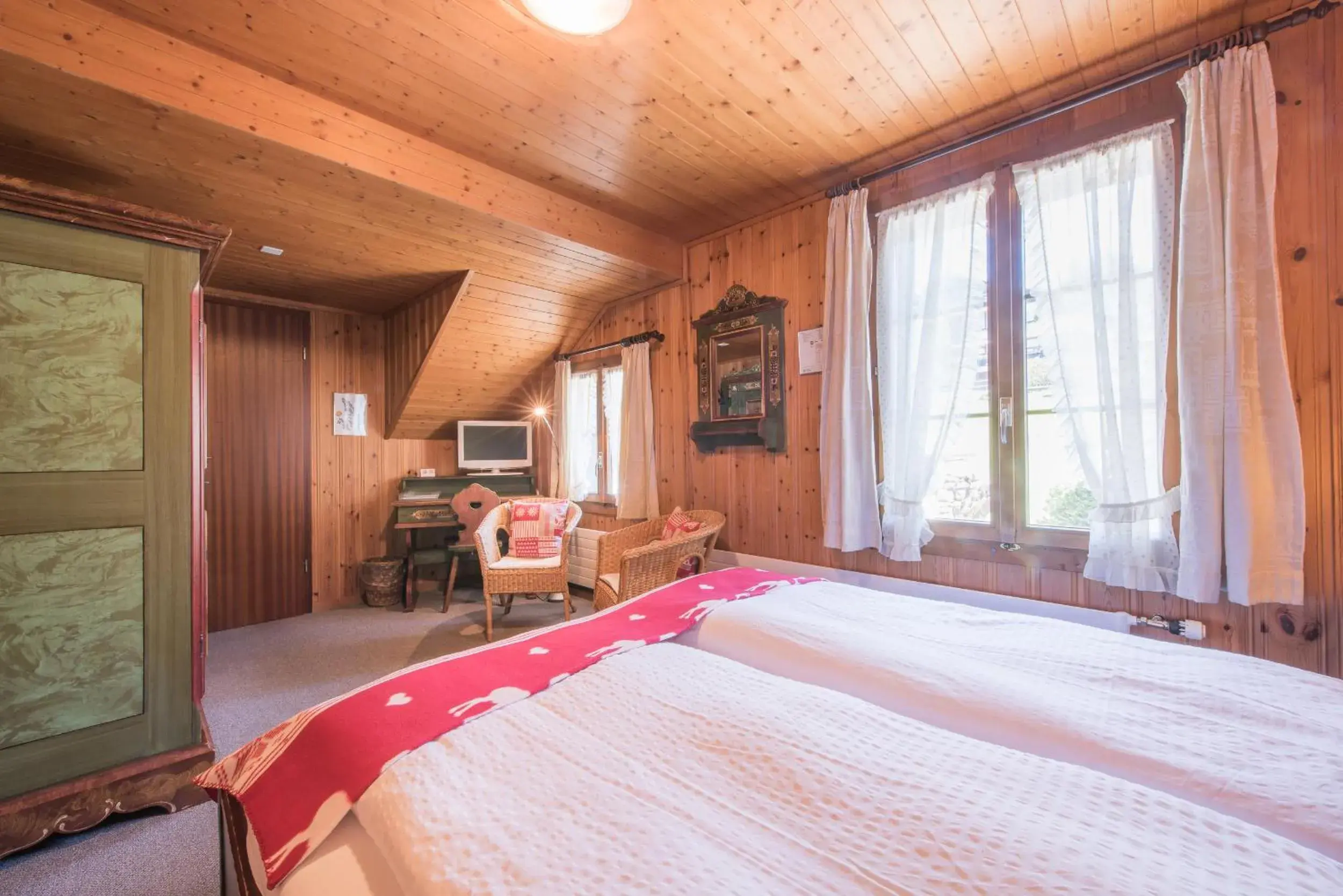 Photo of the whole room, Bed in Hotel Fassbind Beausite Photo of the whole room, Bed in Hotel Fassbind Beausite