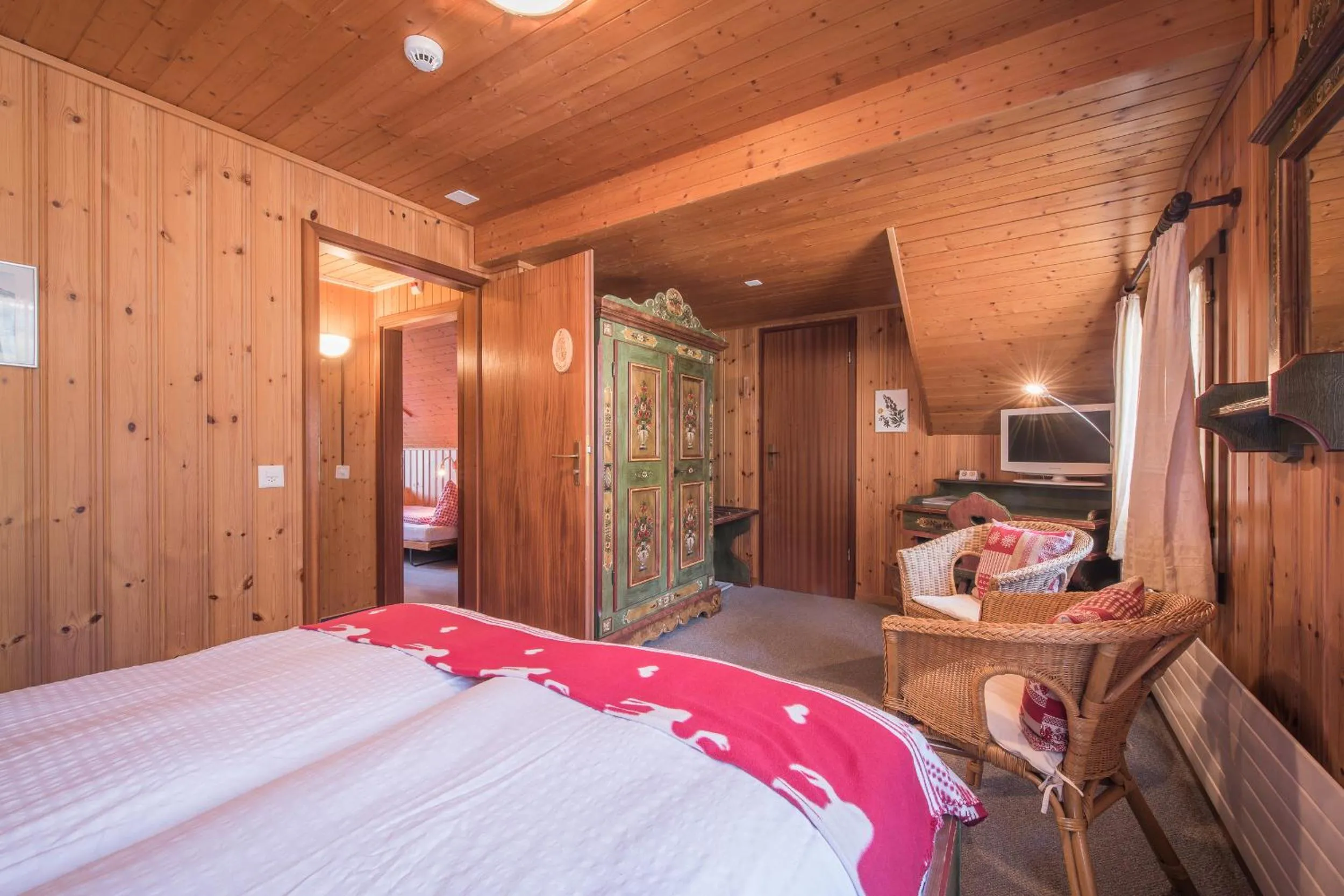 Photo of the whole room, Bed in Hotel Fassbind Beausite