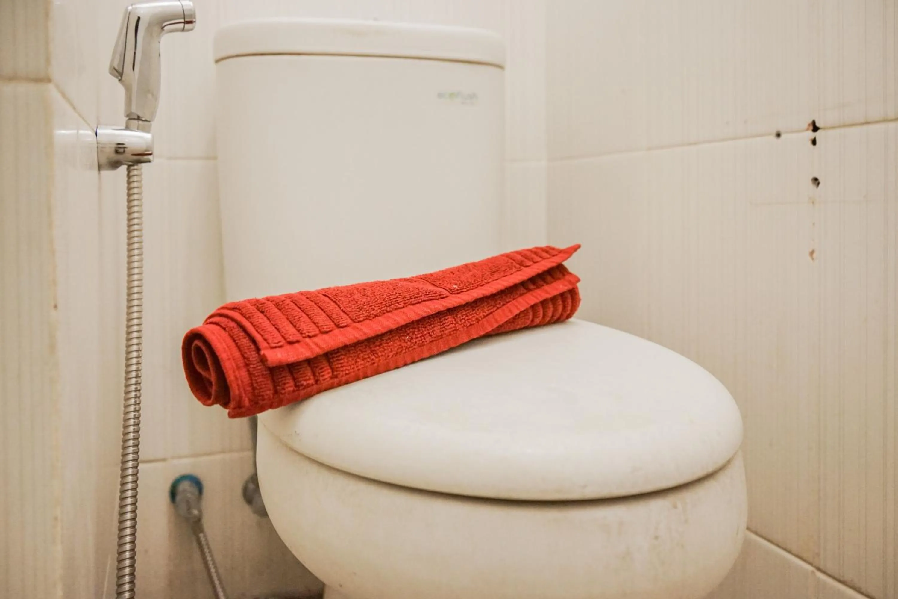Bathroom in Relax and Comfy @ Studio 19 Avenue Apartment By Travelio