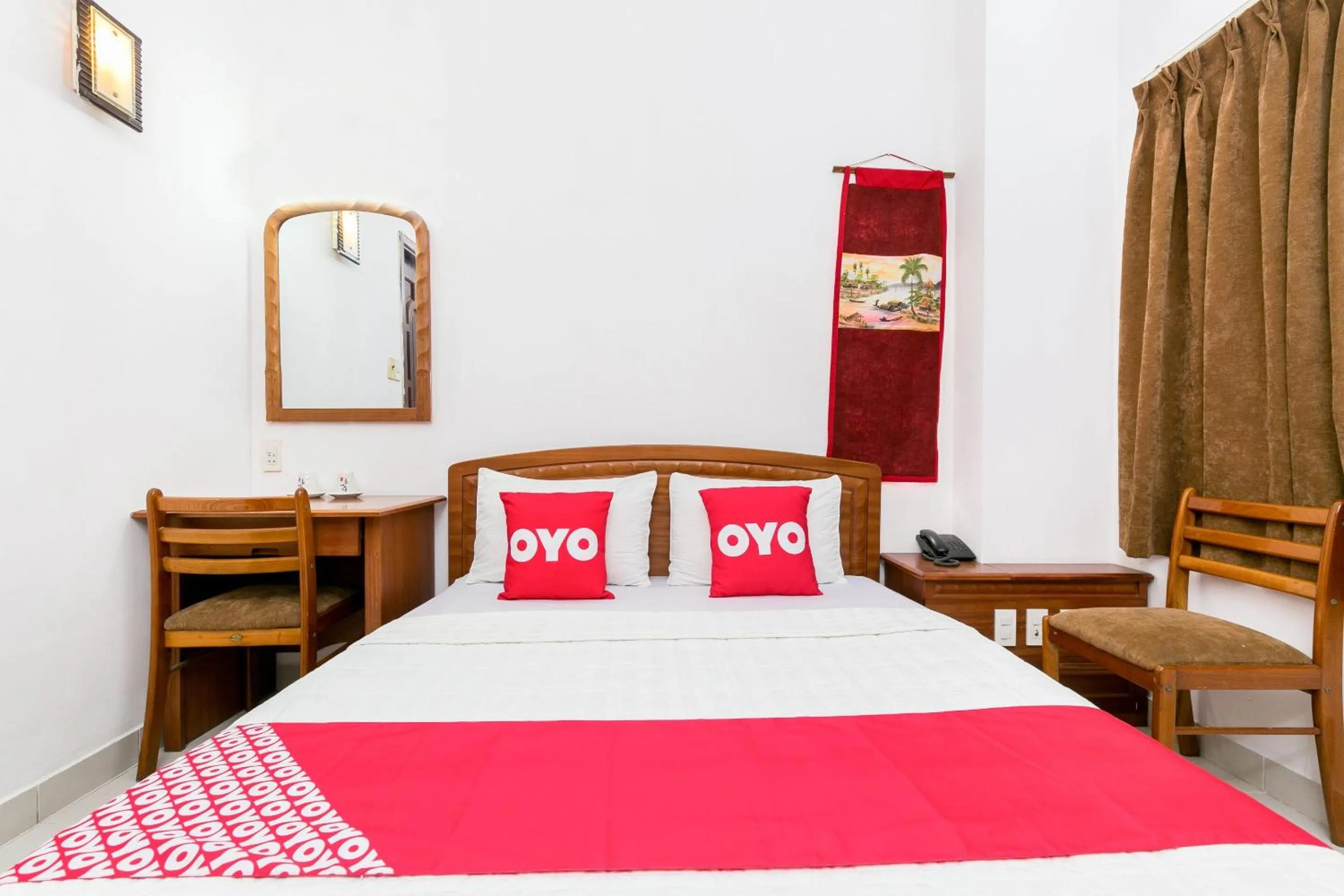 Bedroom, Bed in Vien Ngoc Xanh Hotel