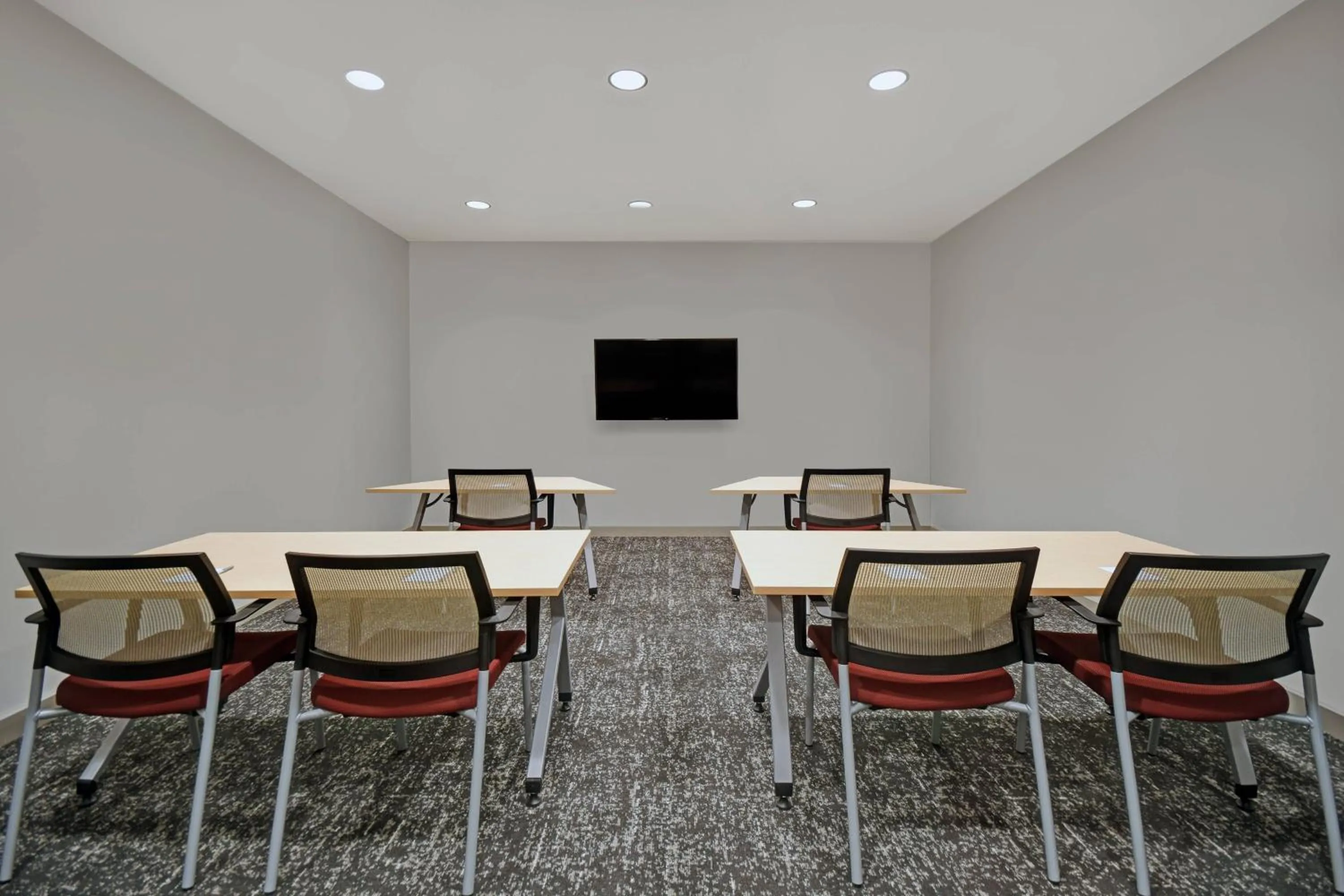 Meeting/conference room in TownePlace Suites by Marriott Fall River Westport