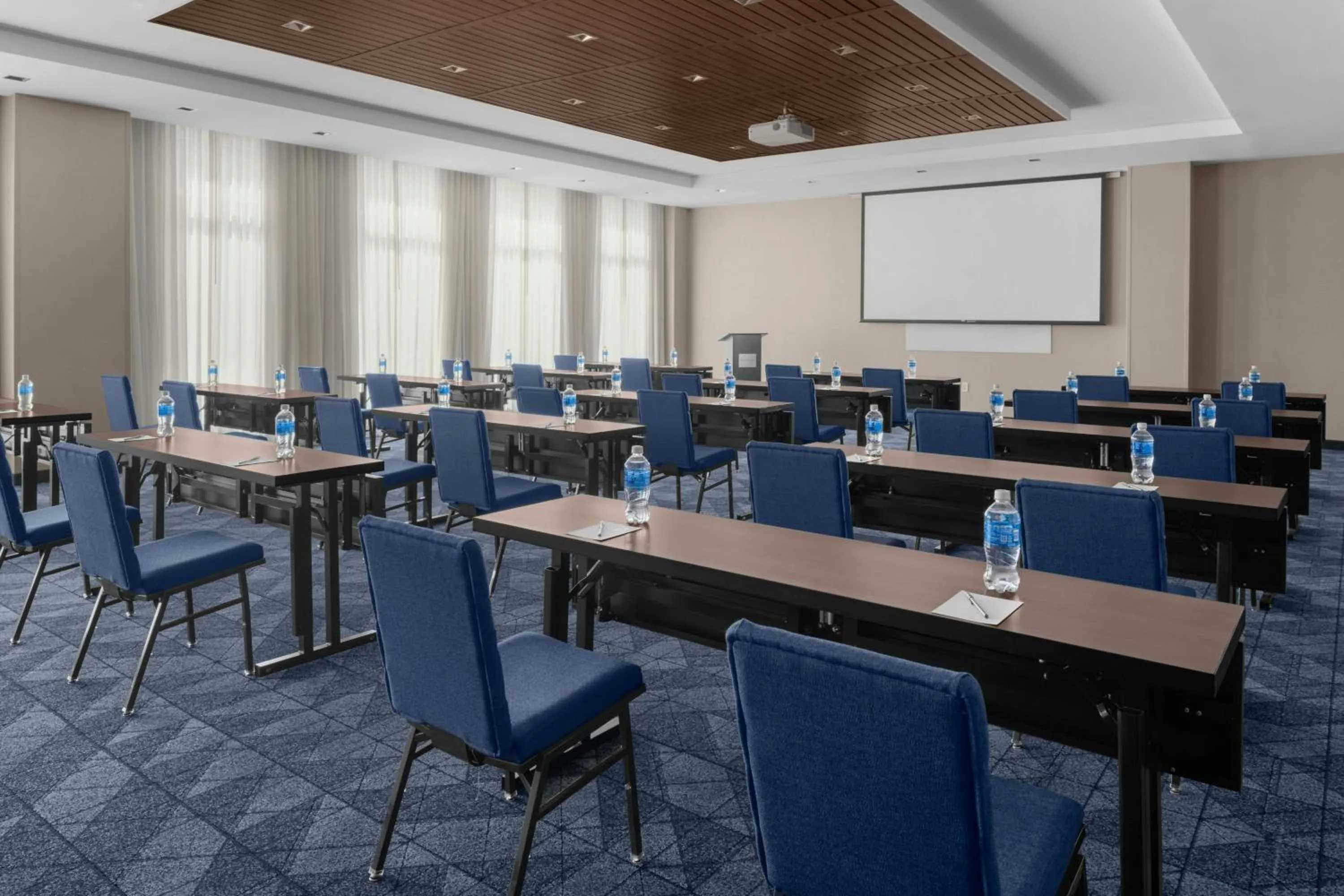 Meeting/conference room in Courtyard by Marriott Houston I-10 West/Memorial