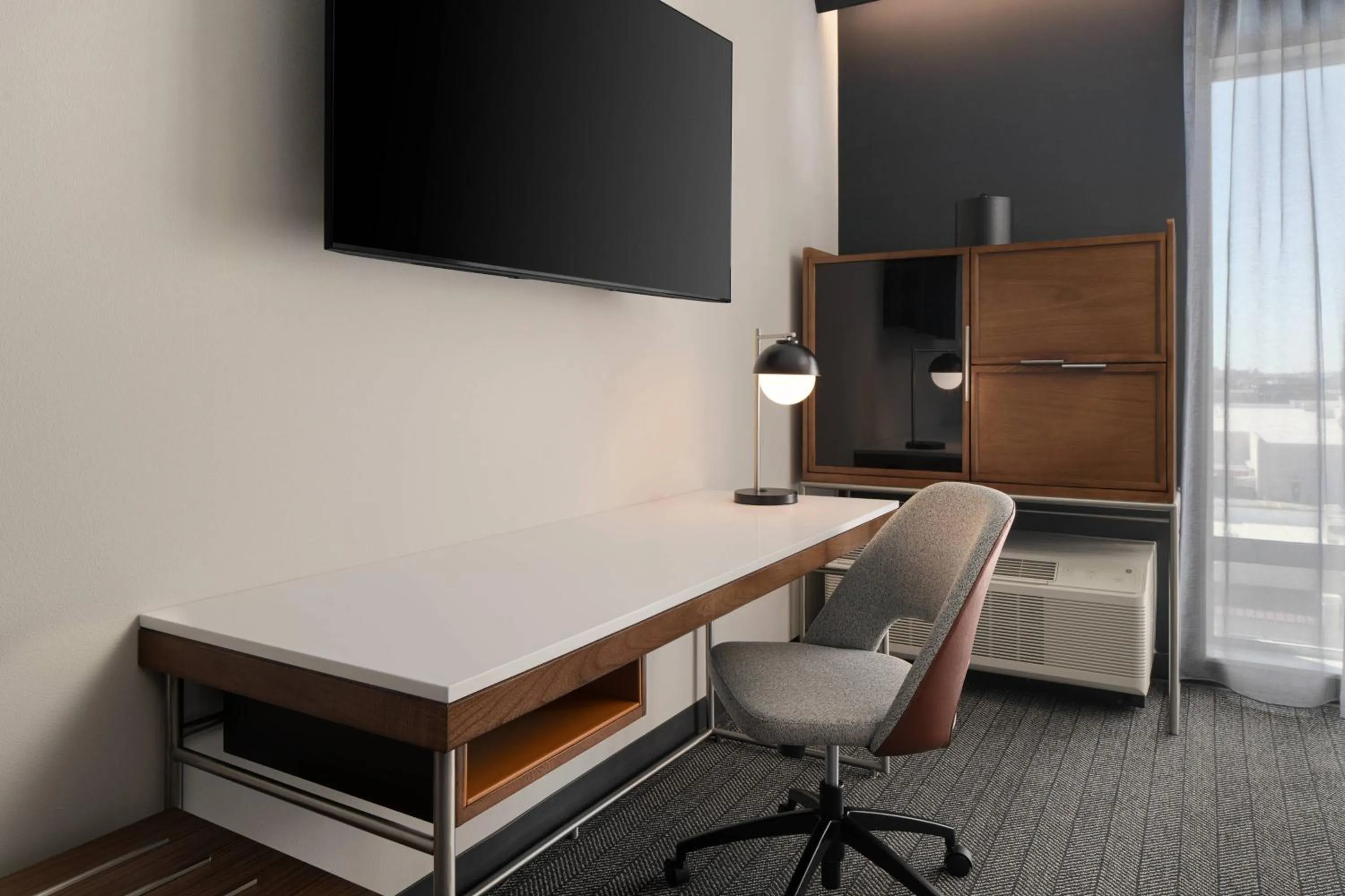 Photo of the whole room in Courtyard by Marriott Houston I-10 West/Memorial