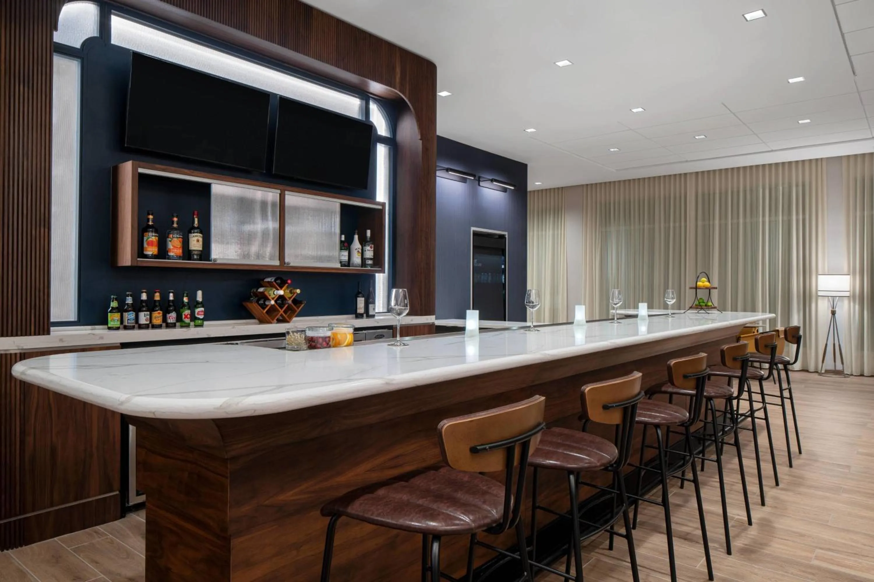 Lounge or bar in Courtyard by Marriott Houston I-10 West/Memorial